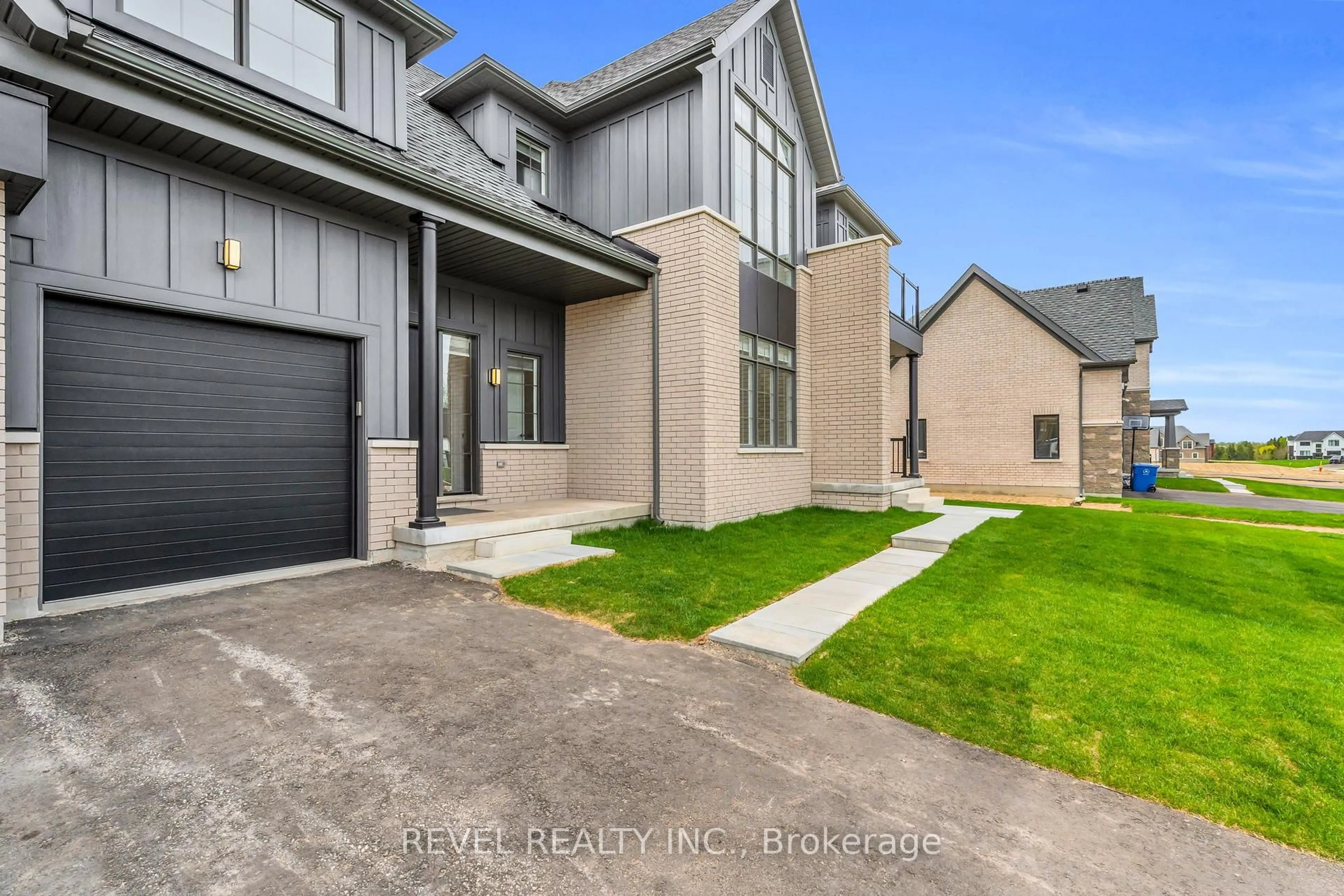 Unknown for 36 Ewing Way, Amaranth Ontario L9W 7V6