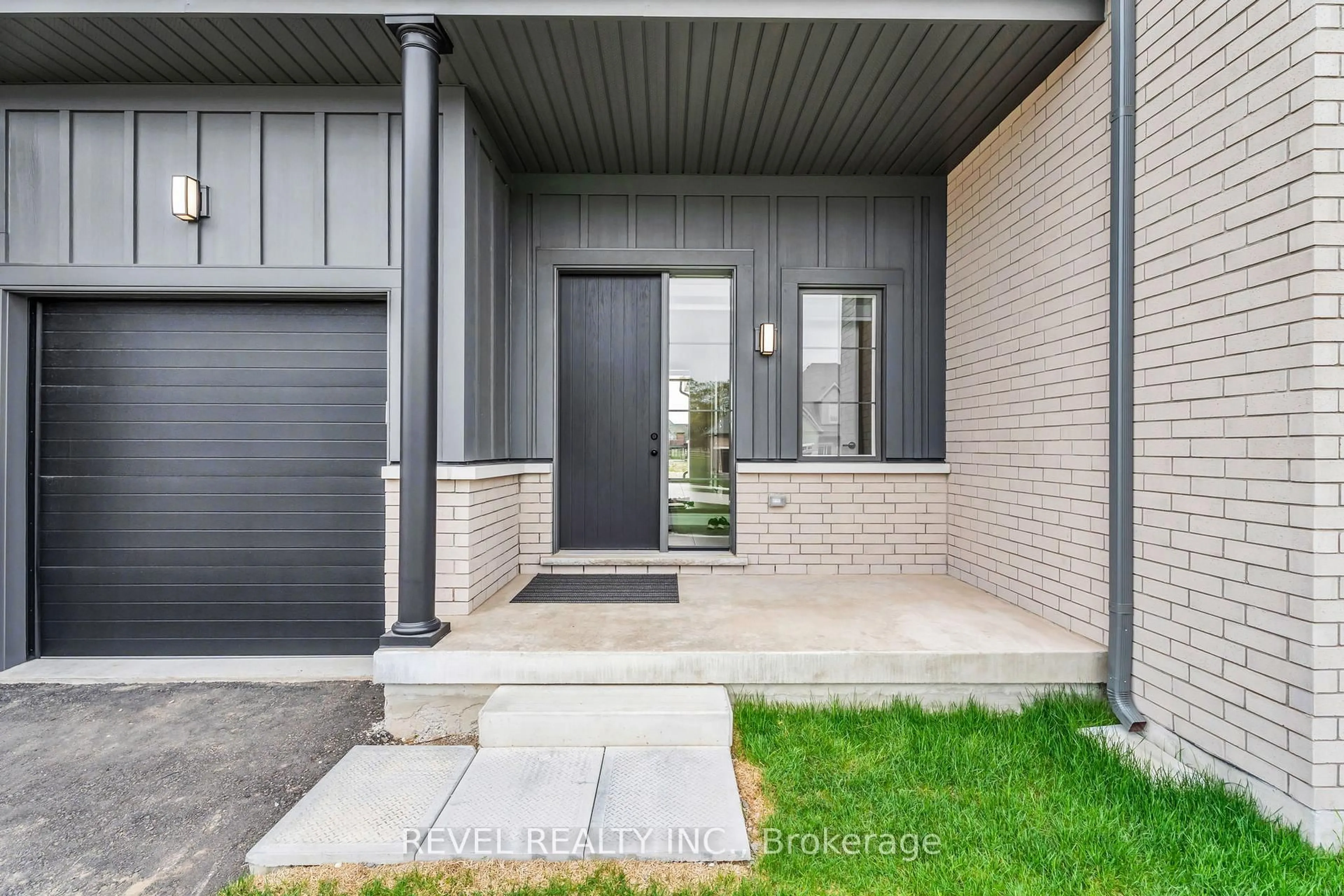 Home with brick exterior material, street for 36 Ewing Way, Amaranth Ontario L9W 7V6