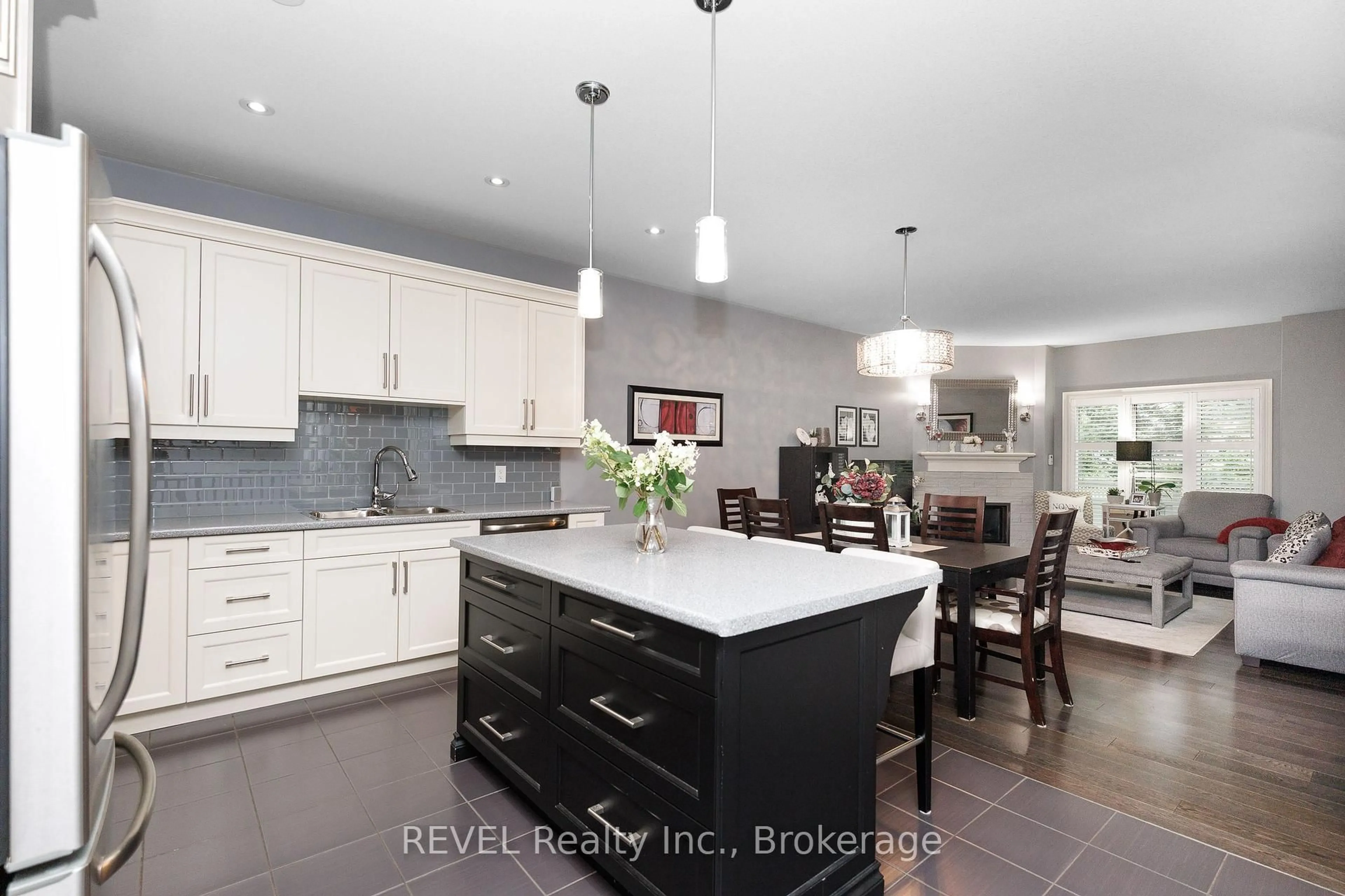 Open concept kitchen, ceramic/tile floor for 4399 Montrose Rd #3, Niagara Falls Ontario L2H 1K1