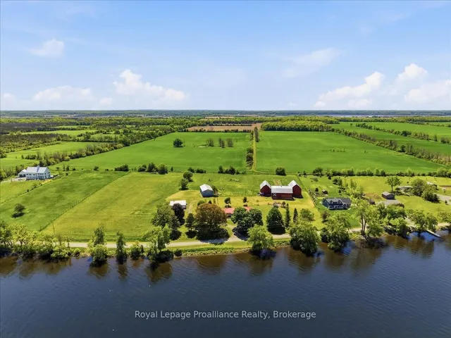 906 N Big Island Rd, Prince Edward County 4