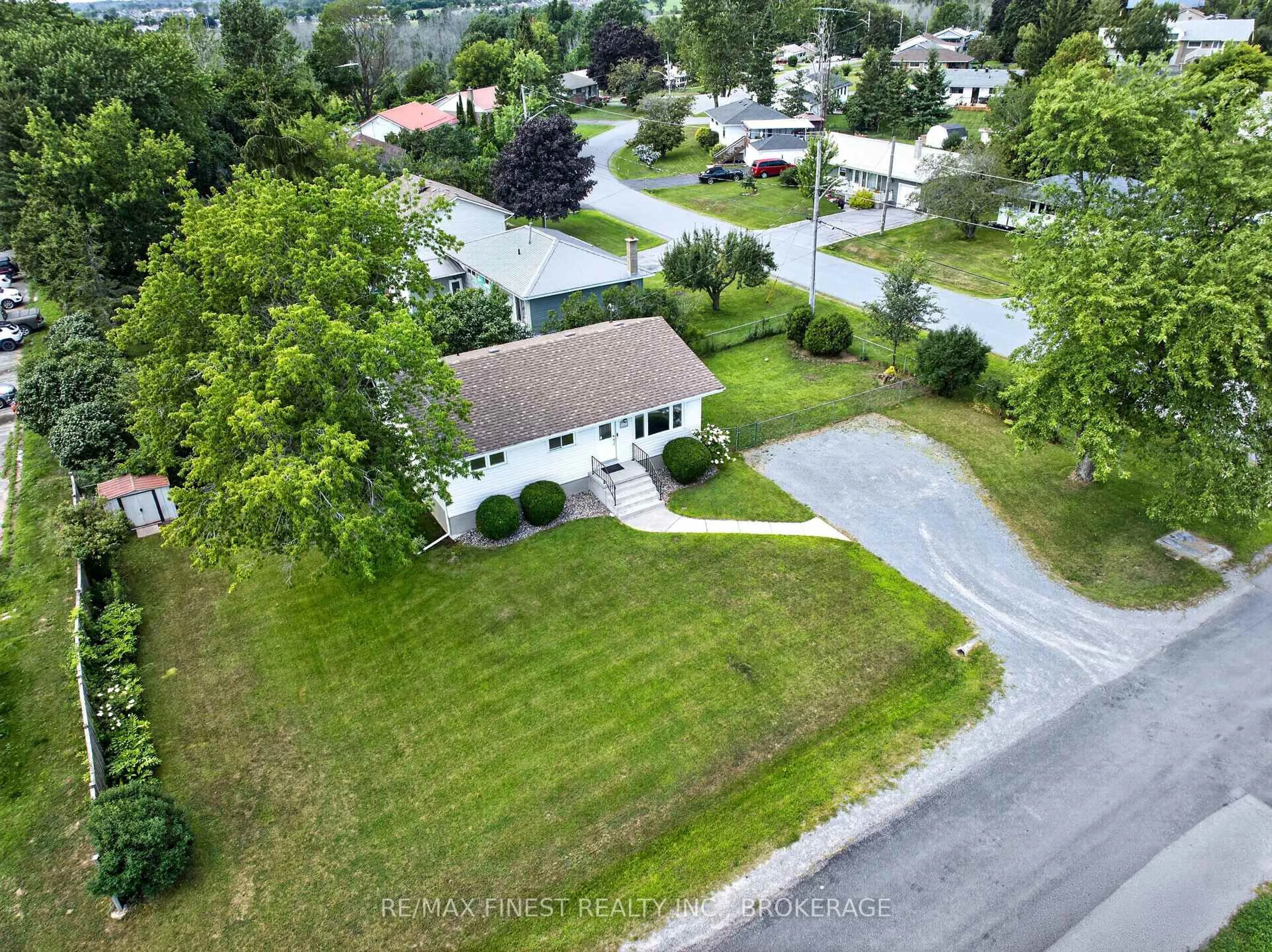 A pic from outside/outdoor area/front of a property/back of a property/a pic from drone, street for 183 Westbury Ave, Bath Ontario K0H 1G0