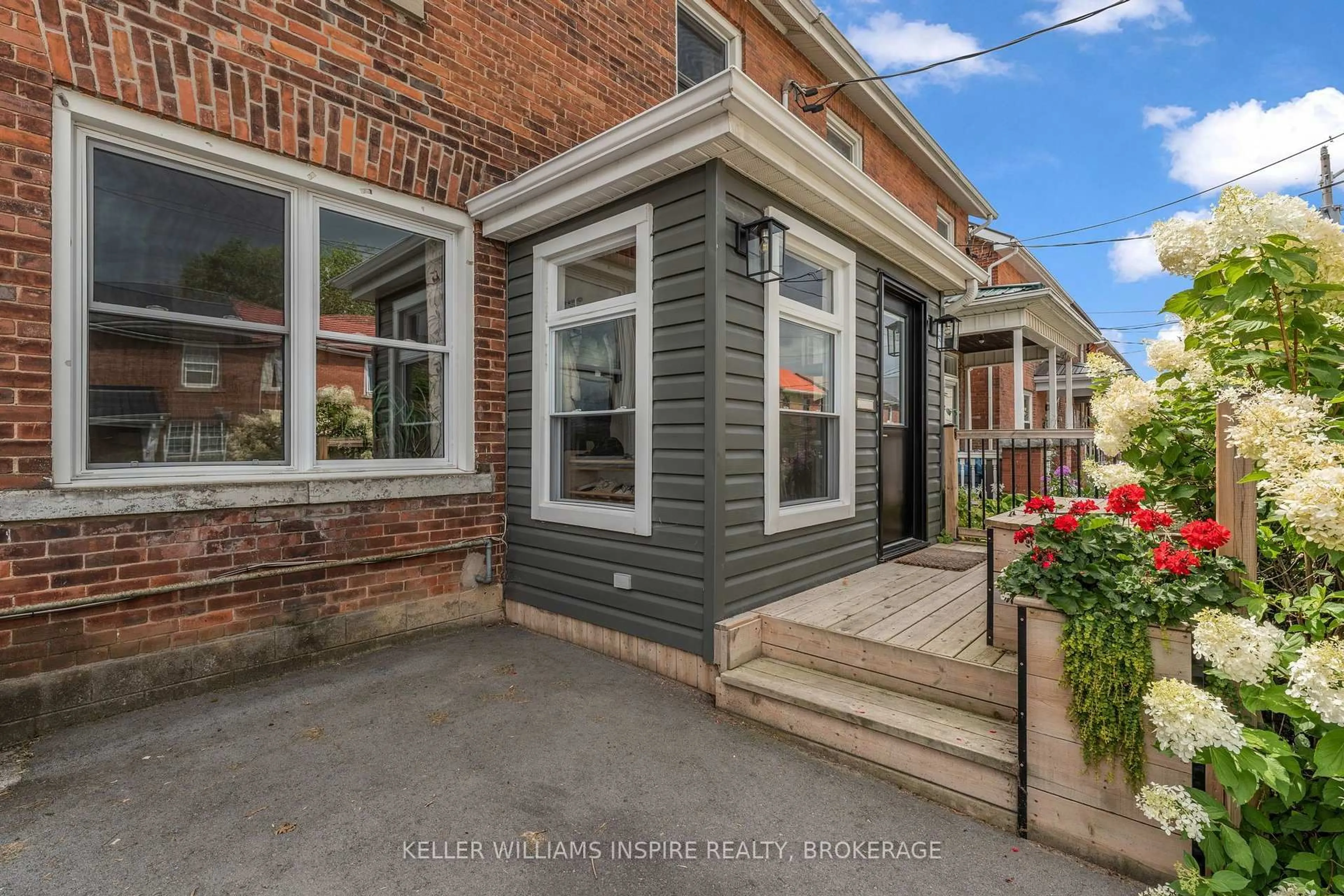 Home with brick exterior material, street for 122 Stephen St, Kingston Ontario K7K 2C7