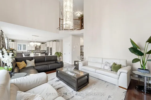 293 Huntsville Dr, Ottawa 3
