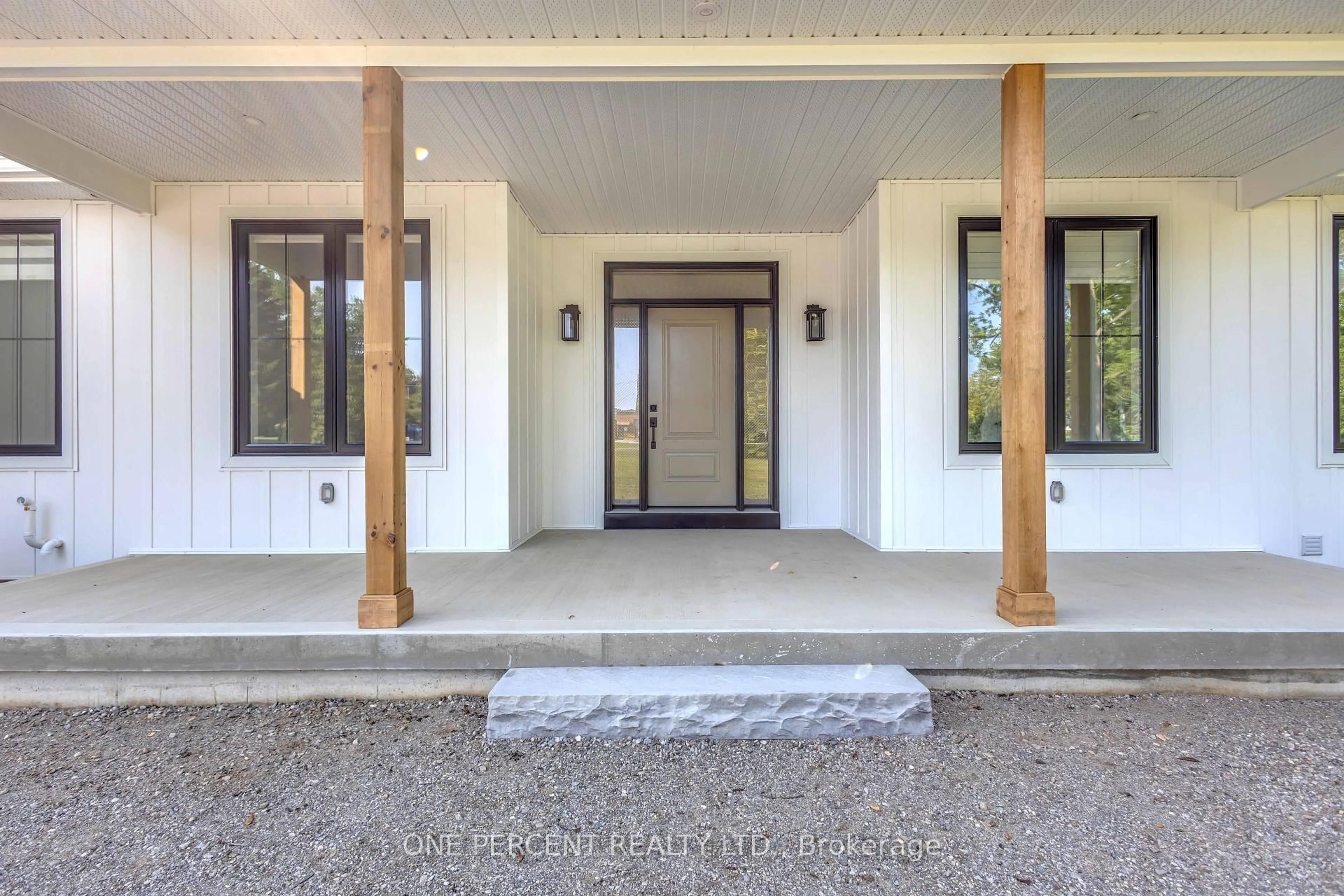 Indoor entryway for 139 Harley Rd, Brant Ontario N0E 1E0