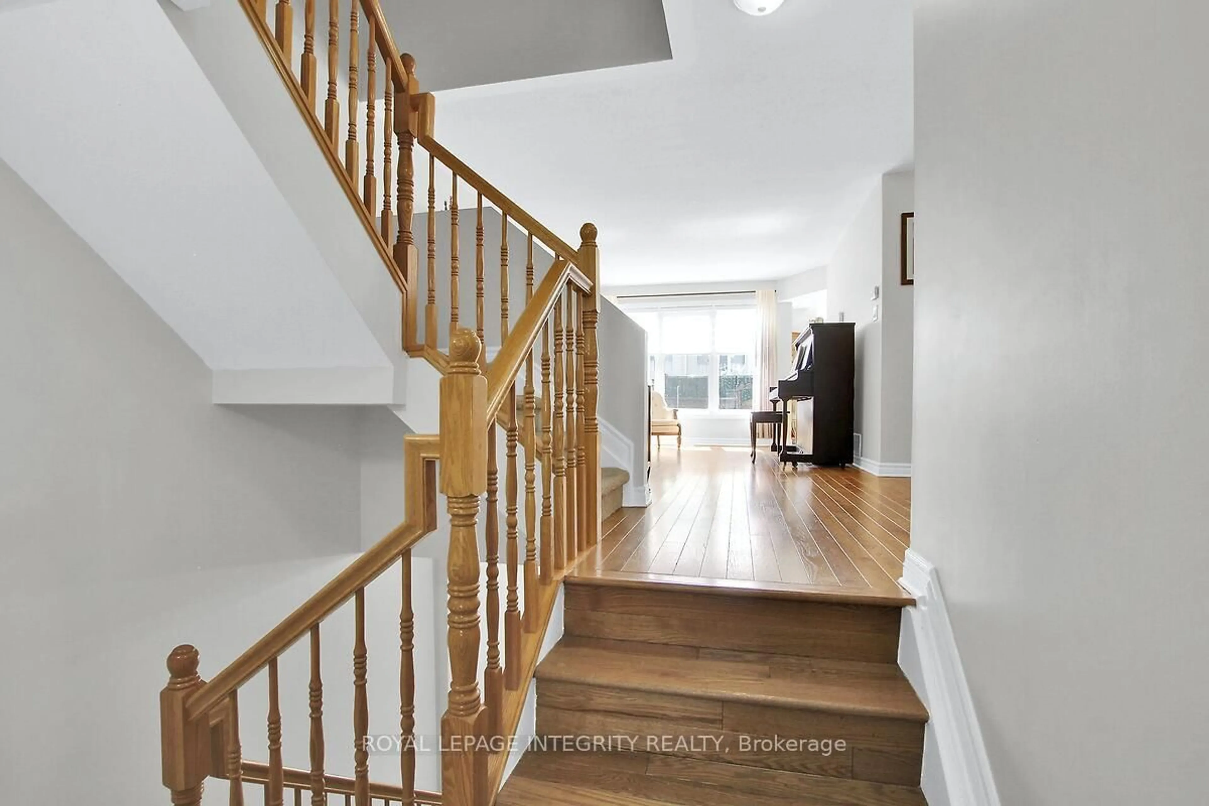 Unknown for 125 Woodmill Terr, Ottawa Ontario K2K 0B8
