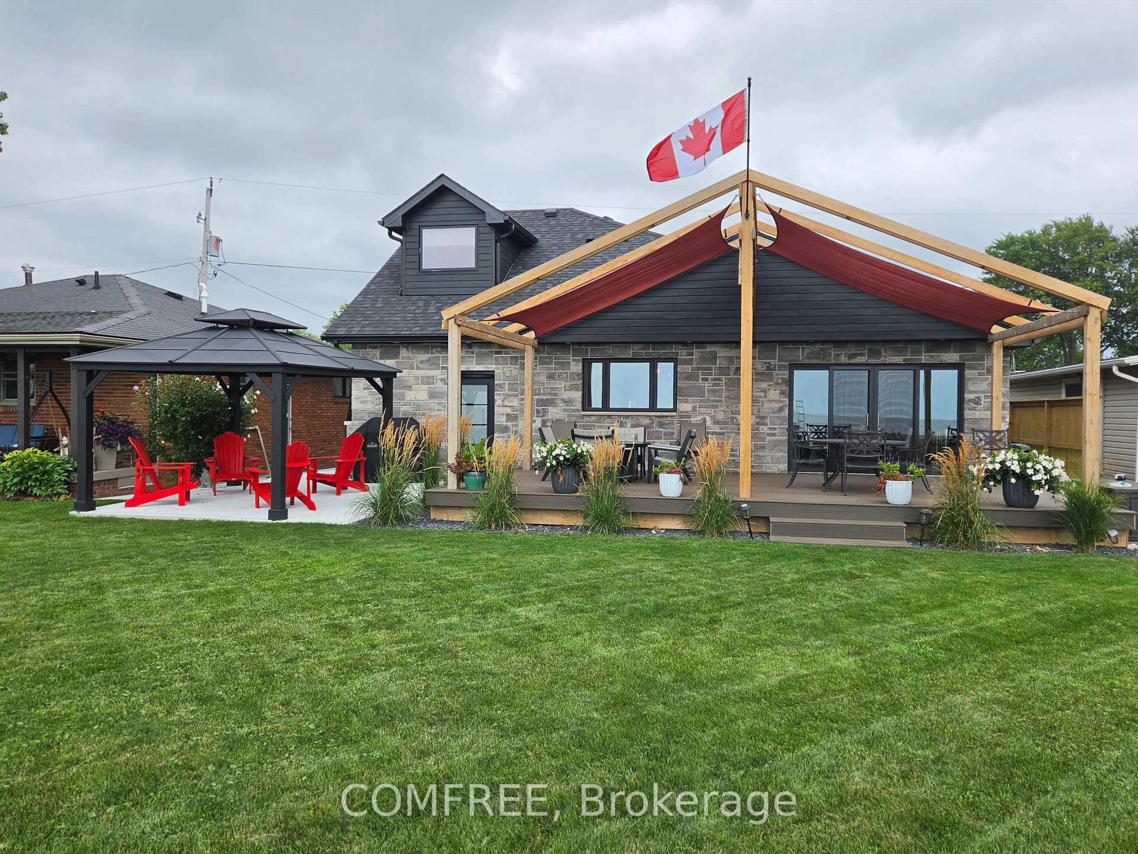 Patio, unknown for 1007 Lakeshore Park, Lakeshore Ontario N8L 0G3