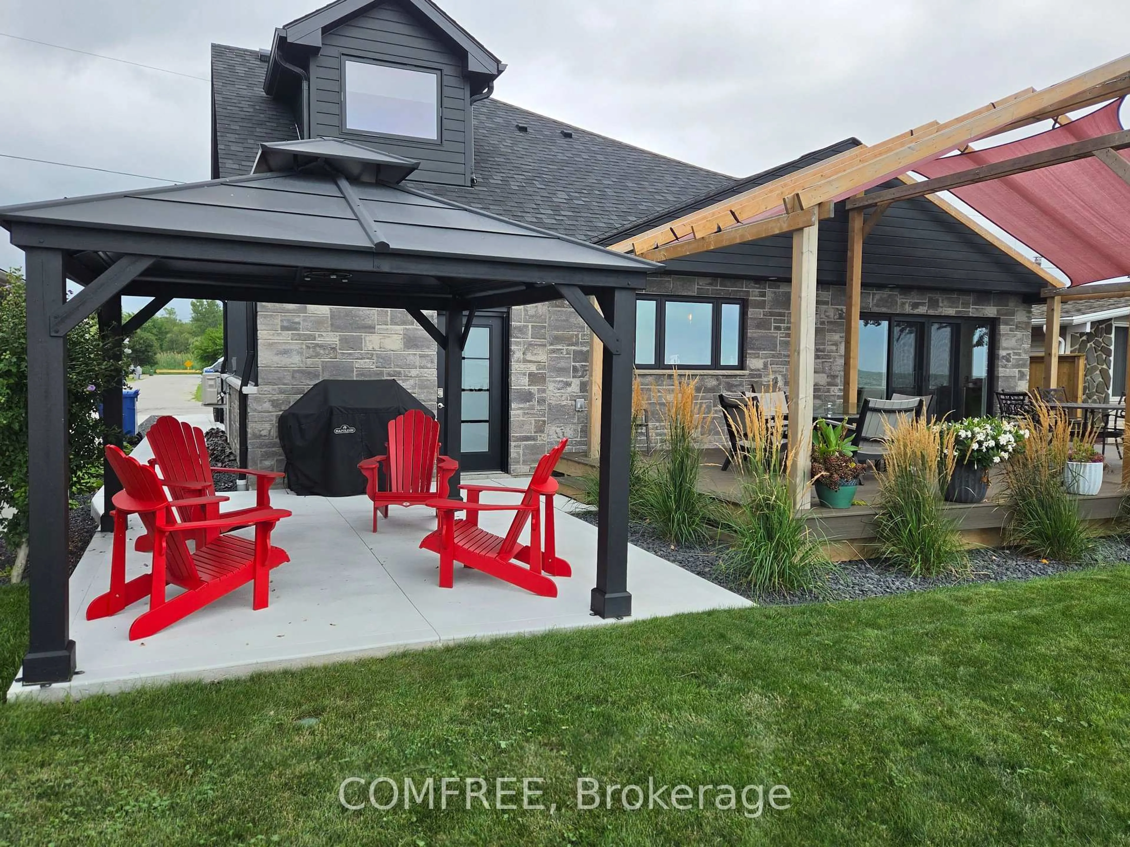 Patio, mountain view for 1007 Lakeshore Park, Lakeshore Ontario N8L 0G3