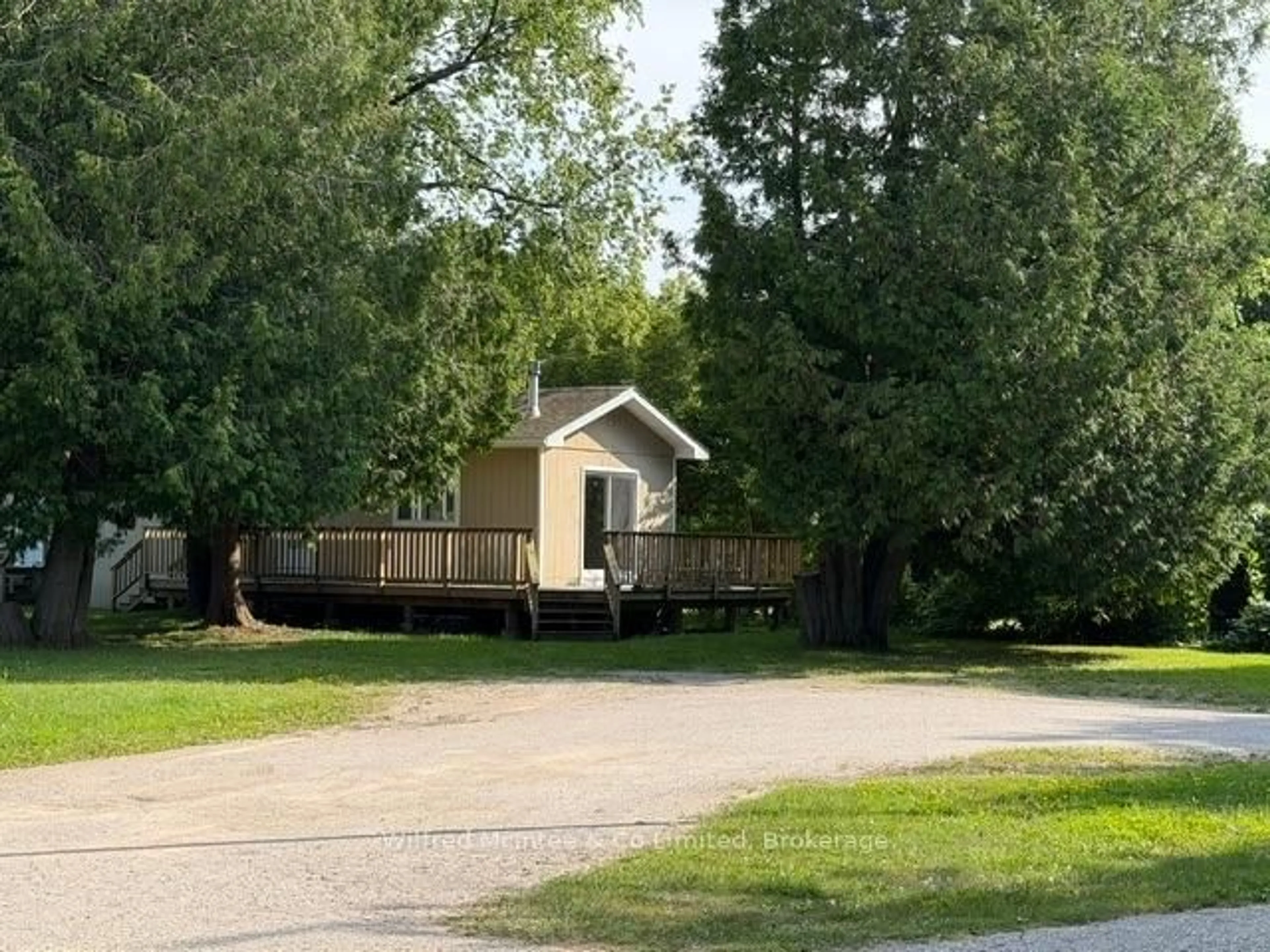 Shed for 11C Cedarwood Dr, Kincardine Ontario N0G 2T0