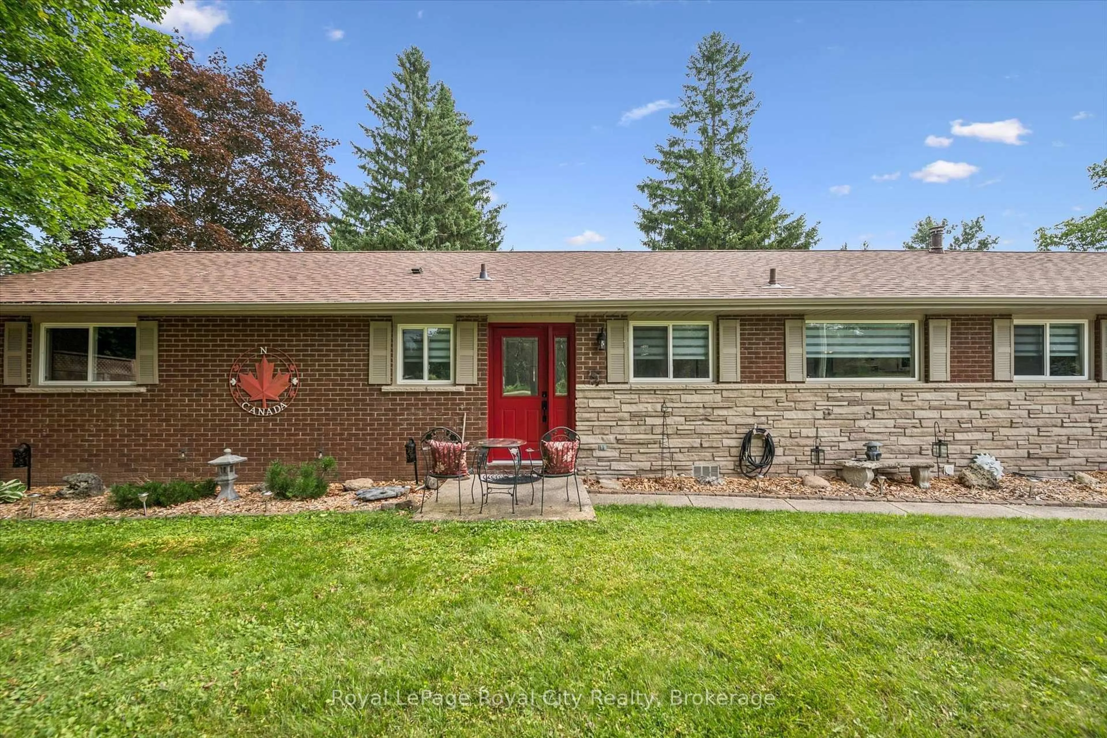Home with brick exterior material, unknown for 6167 Guelph St, Centre Wellington Ontario N0B 1S0