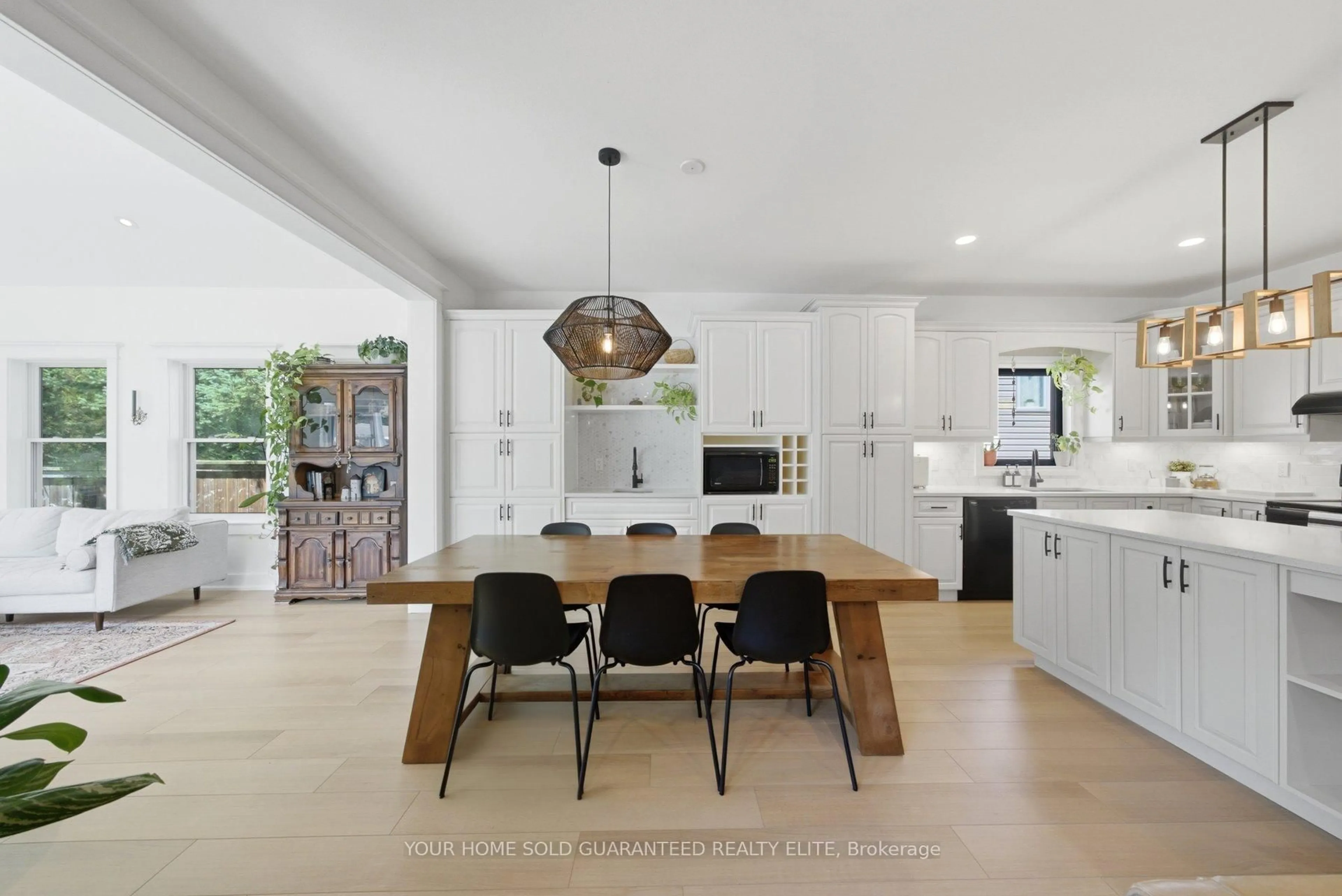 Contemporary kitchen, ceramic/tile floor for 395 Foxtail Ave, Welland Ontario L3C 7N7