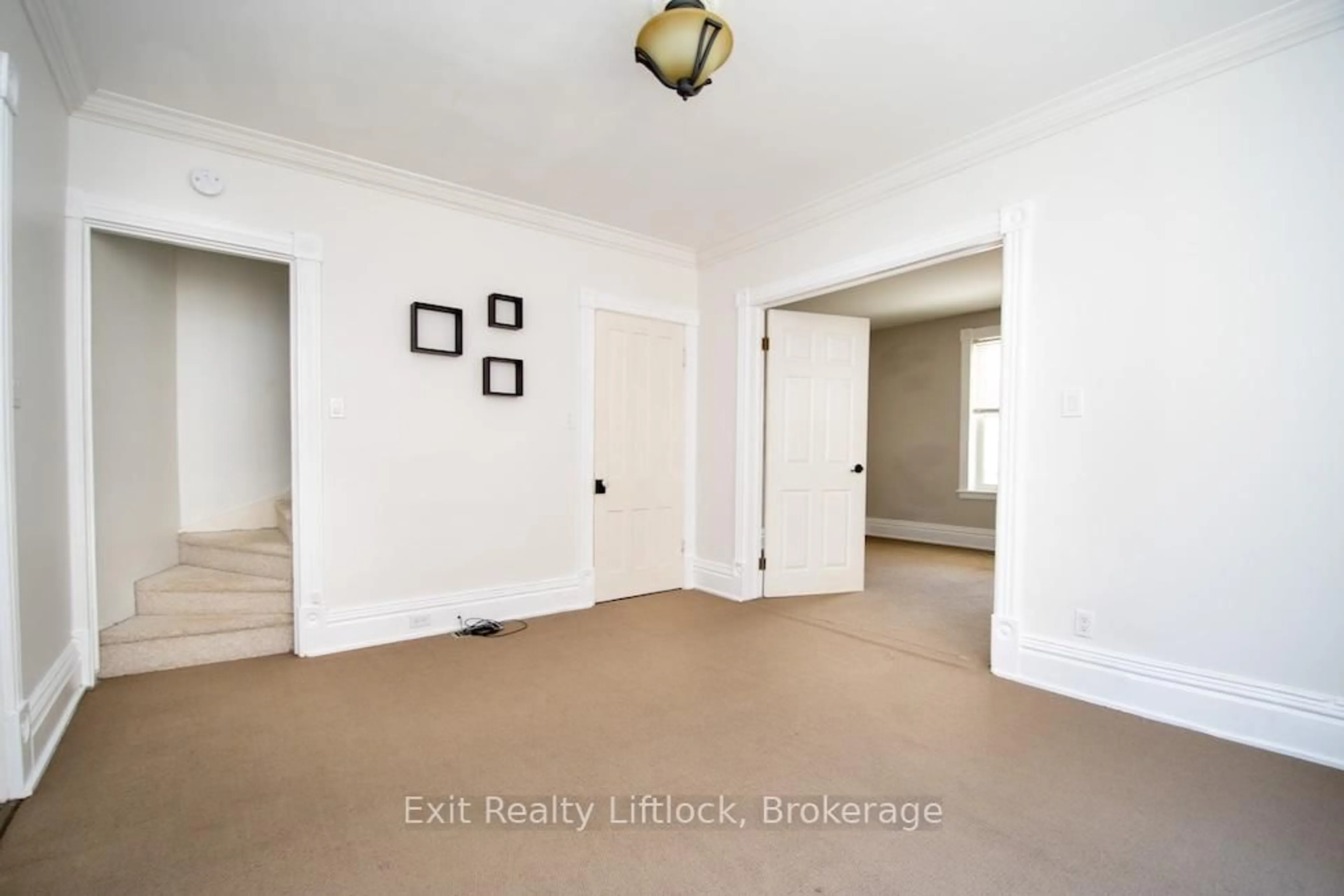 A pic of a room for 849 Water St, Peterborough Ontario K9H 3P1