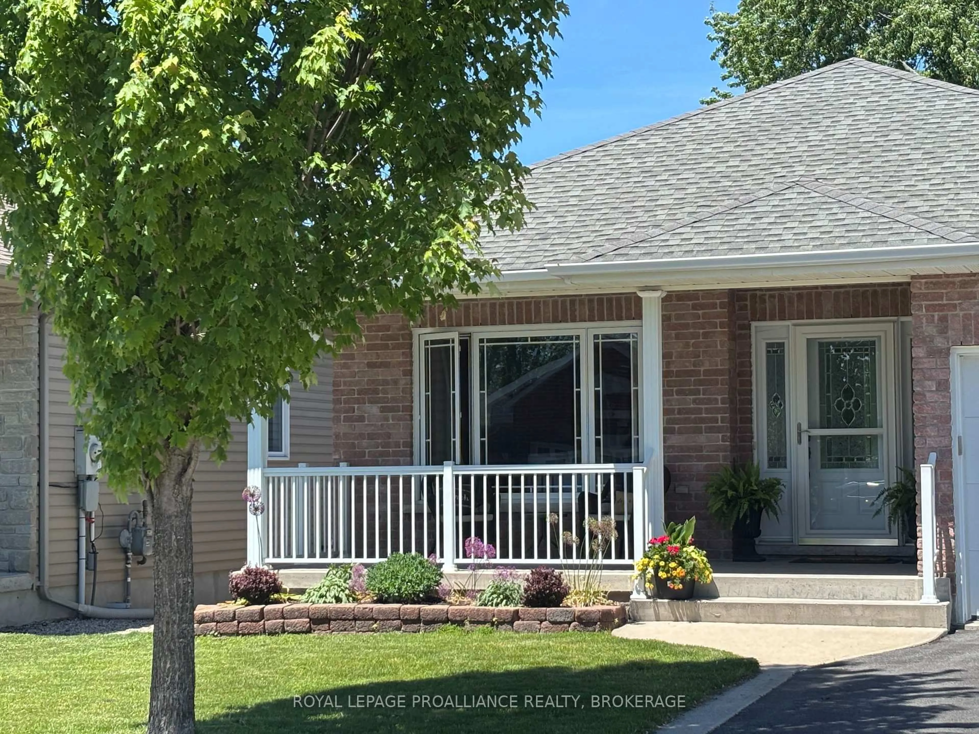 Unknown for 1094 Crossfield Ave, Kingston Ontario K7P 0G7