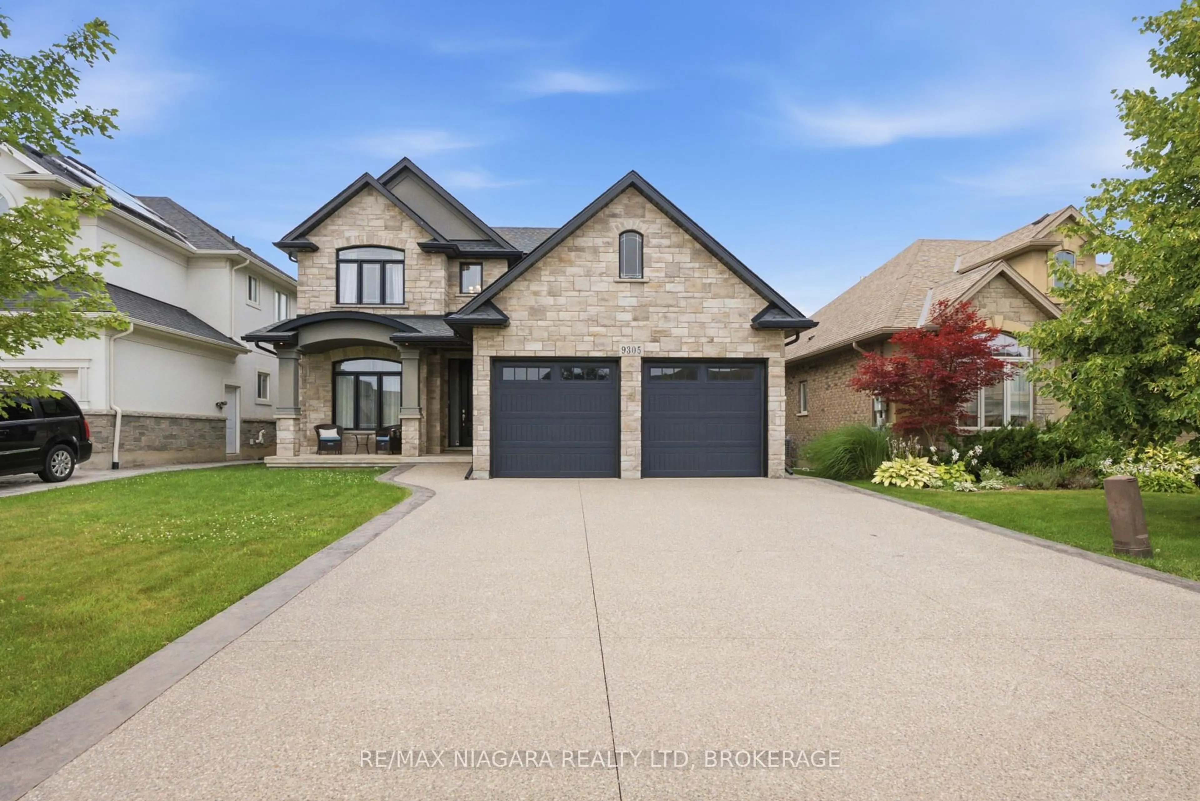 Home with brick exterior material, street for 9305 Eagle Ridge Dr, Niagara Falls Ontario L2H 0G4