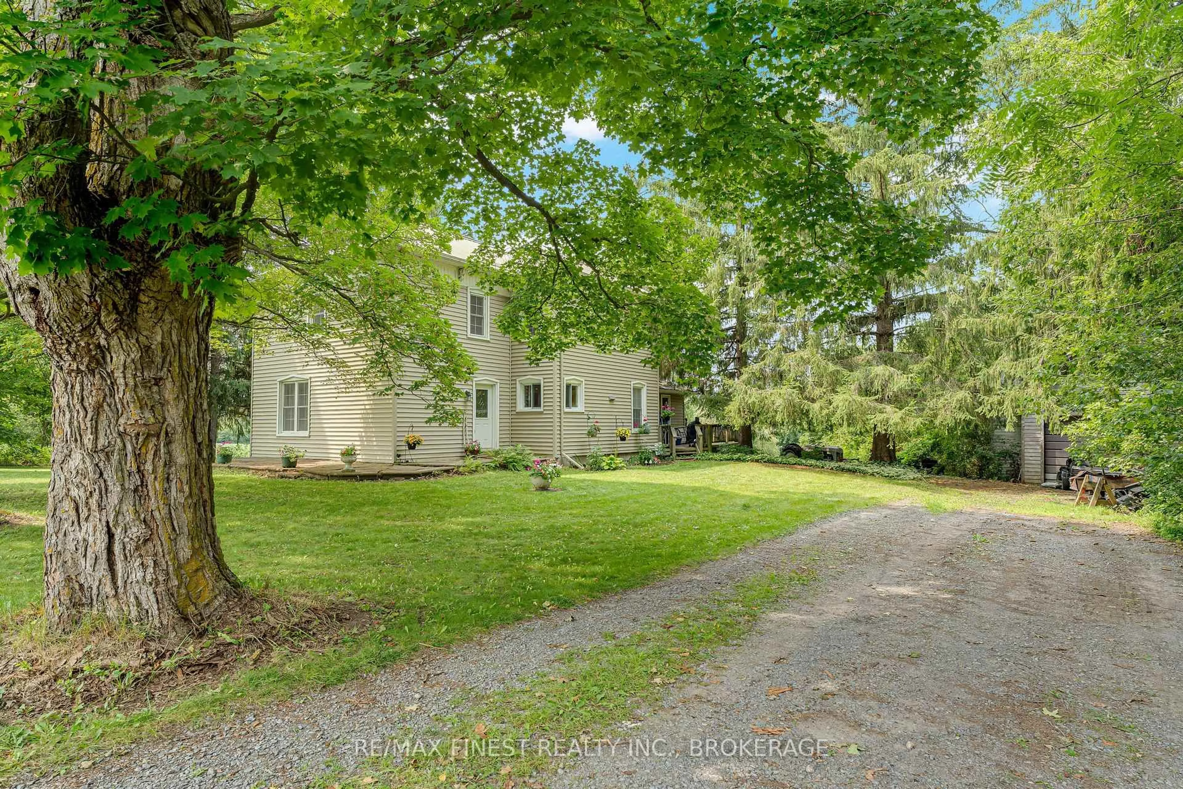 A pic from outside/outdoor area/front of a property/back of a property/a pic from drone, street for 1011 Lennox and Addington County Rd 5, Plantagenet Ontario K7R 3L2