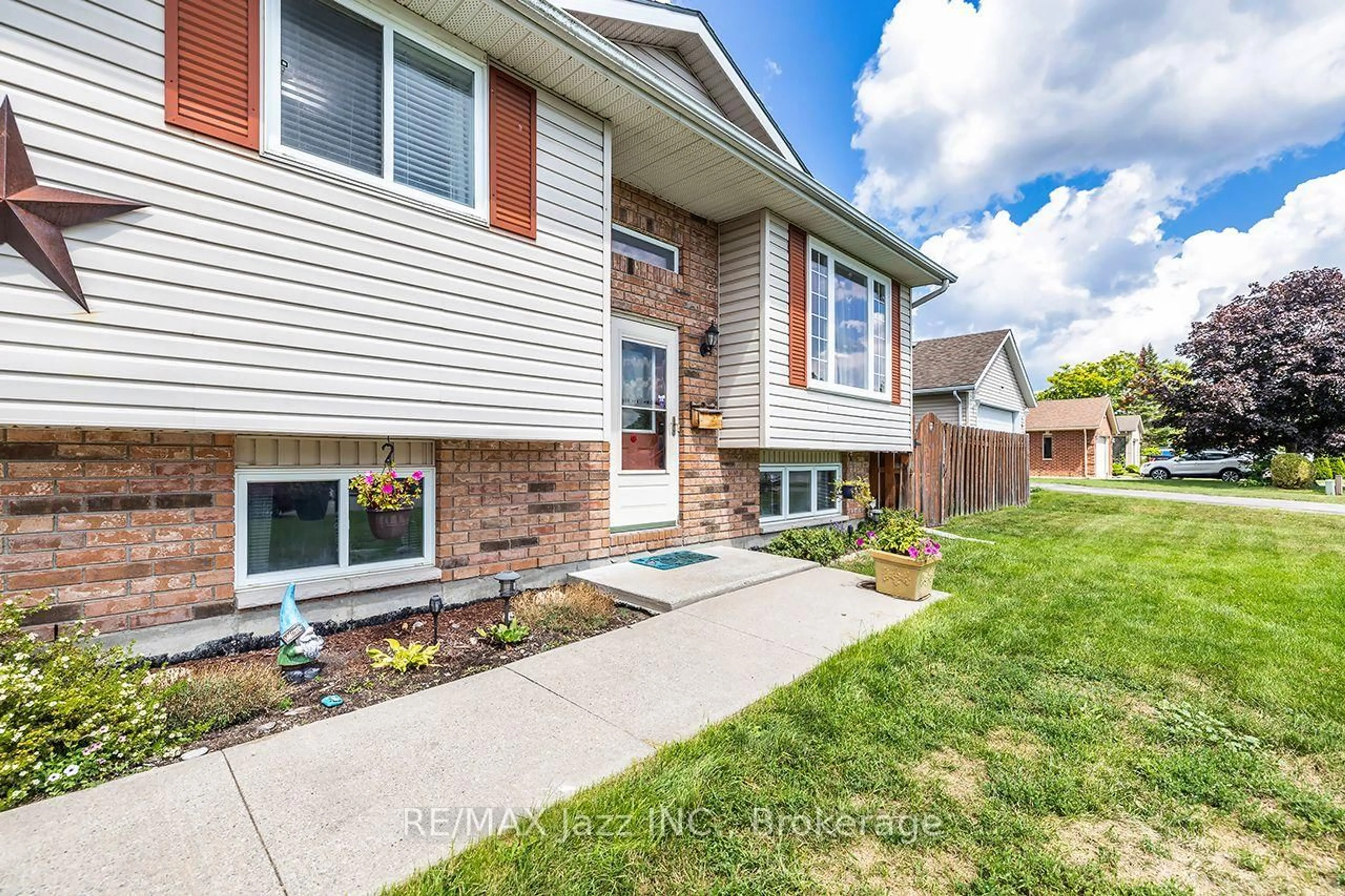 Home with brick exterior material, street for 24 Glenn Dr, Quinte West Ontario K8V 6E3
