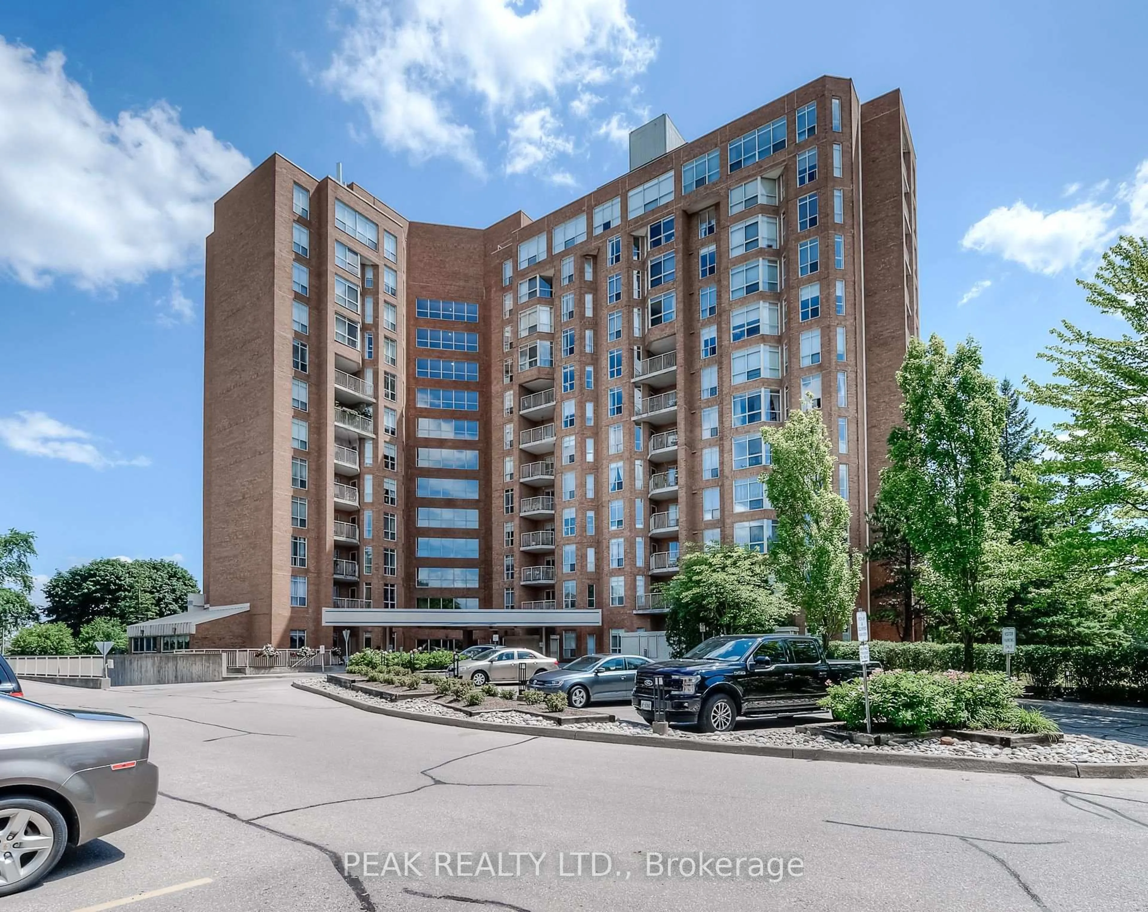 A pic from outside/outdoor area/front of a property/back of a property/a pic from drone, unknown for 1414 King St #804, Kitchener Ontario N2G 4T8