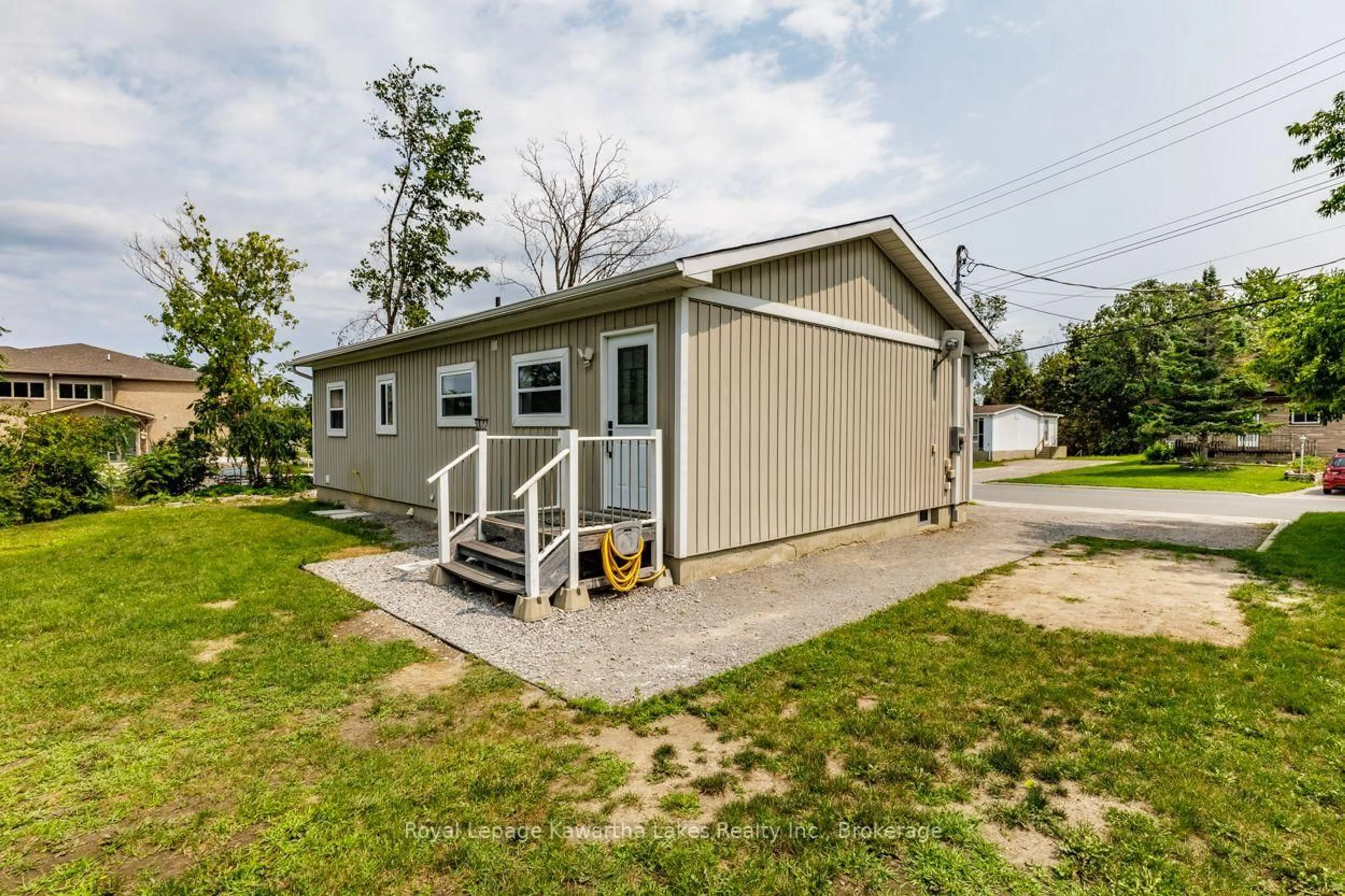 Unknown for 112 Murray St, Kawartha Lakes Ontario K0M 1N0