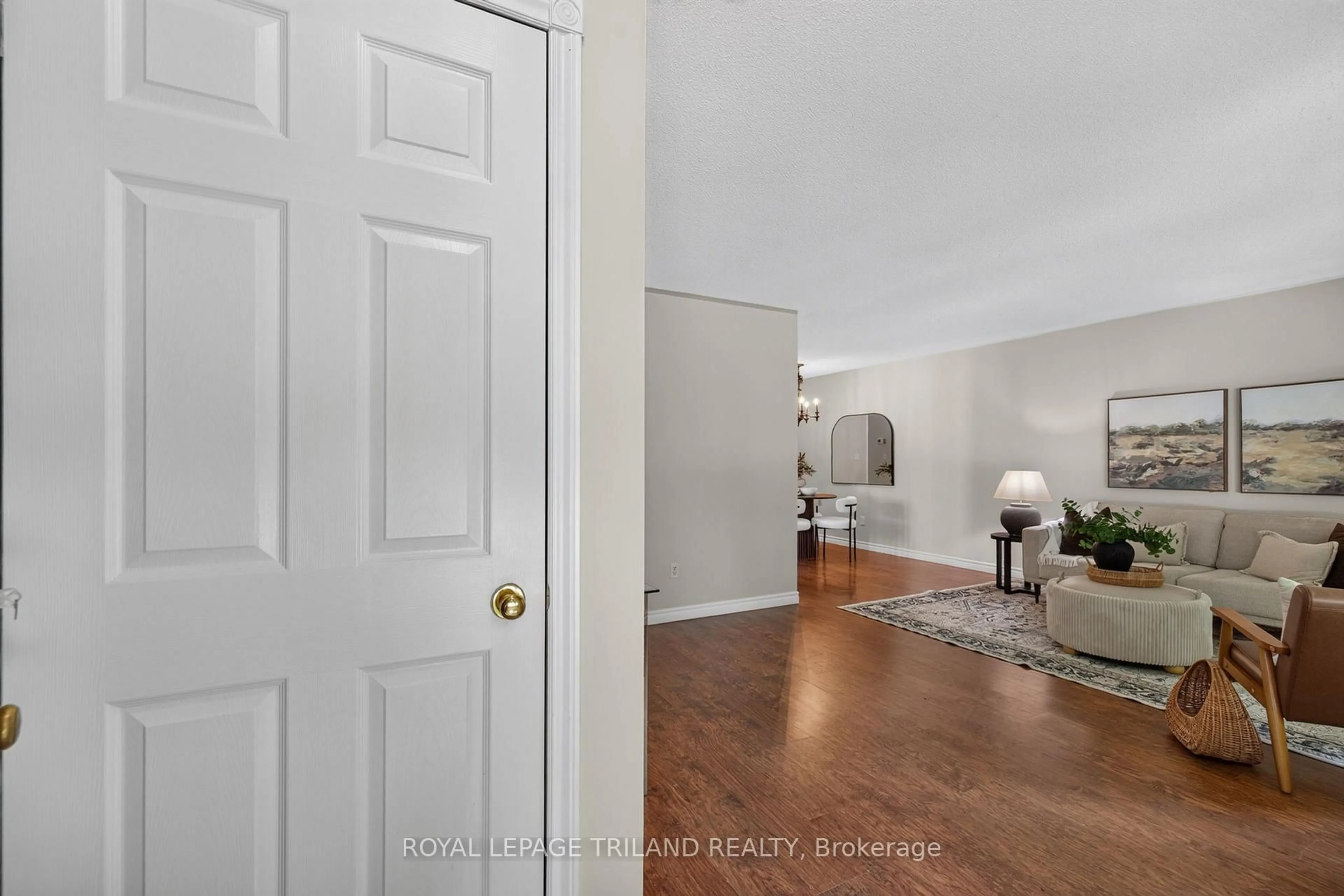 Indoor entryway for 7 Fanjoy Dr, St. Thomas Ontario N5R 6B2