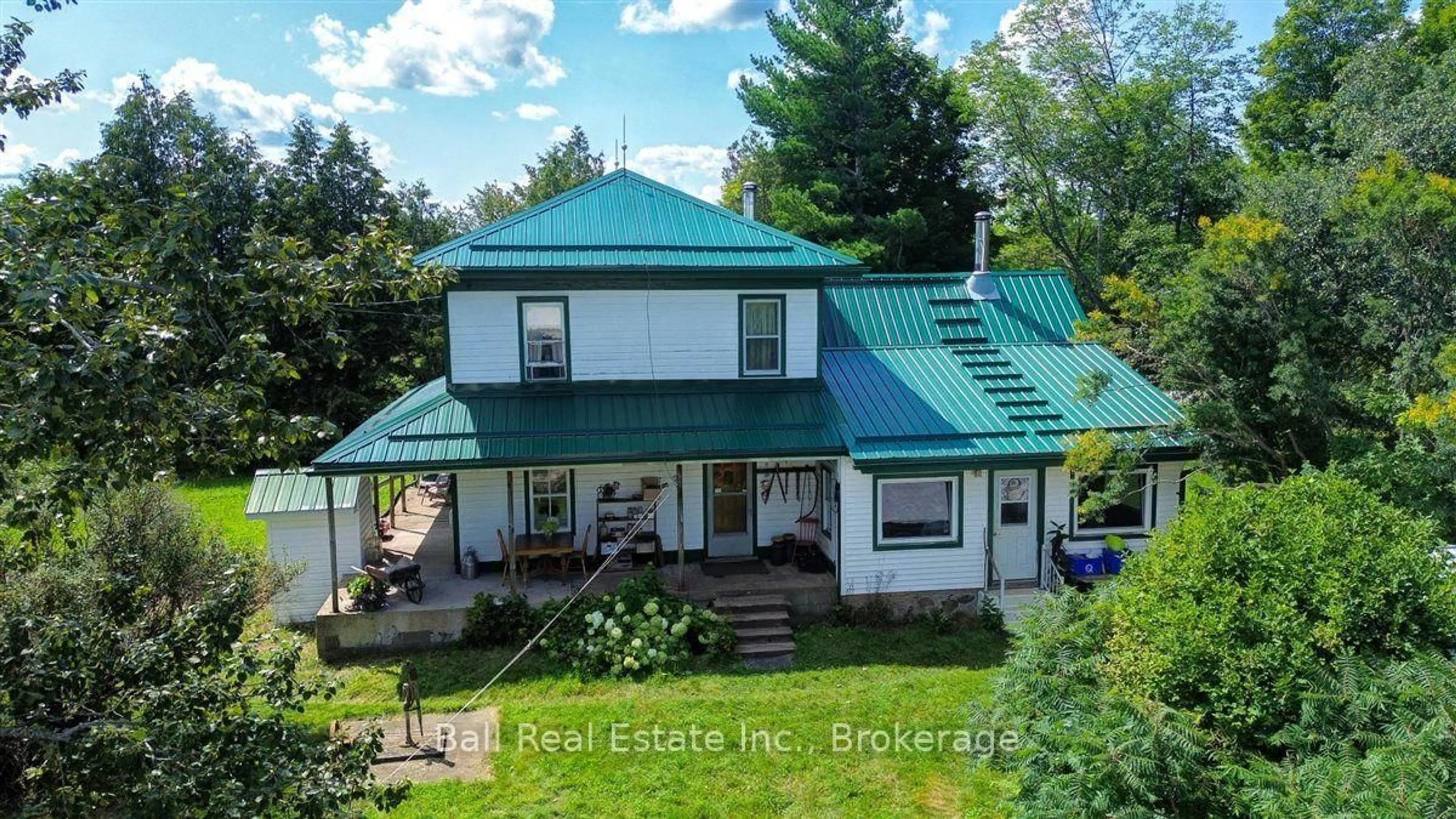 A pic from outside/outdoor area/front of a property/back of a property/a pic from drone, unknown for 1607 The Ridge Rd, Coe Hill Ontario K0L 1P0