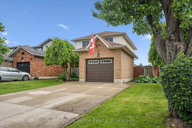 817 Acadia Dr, Hamilton 2