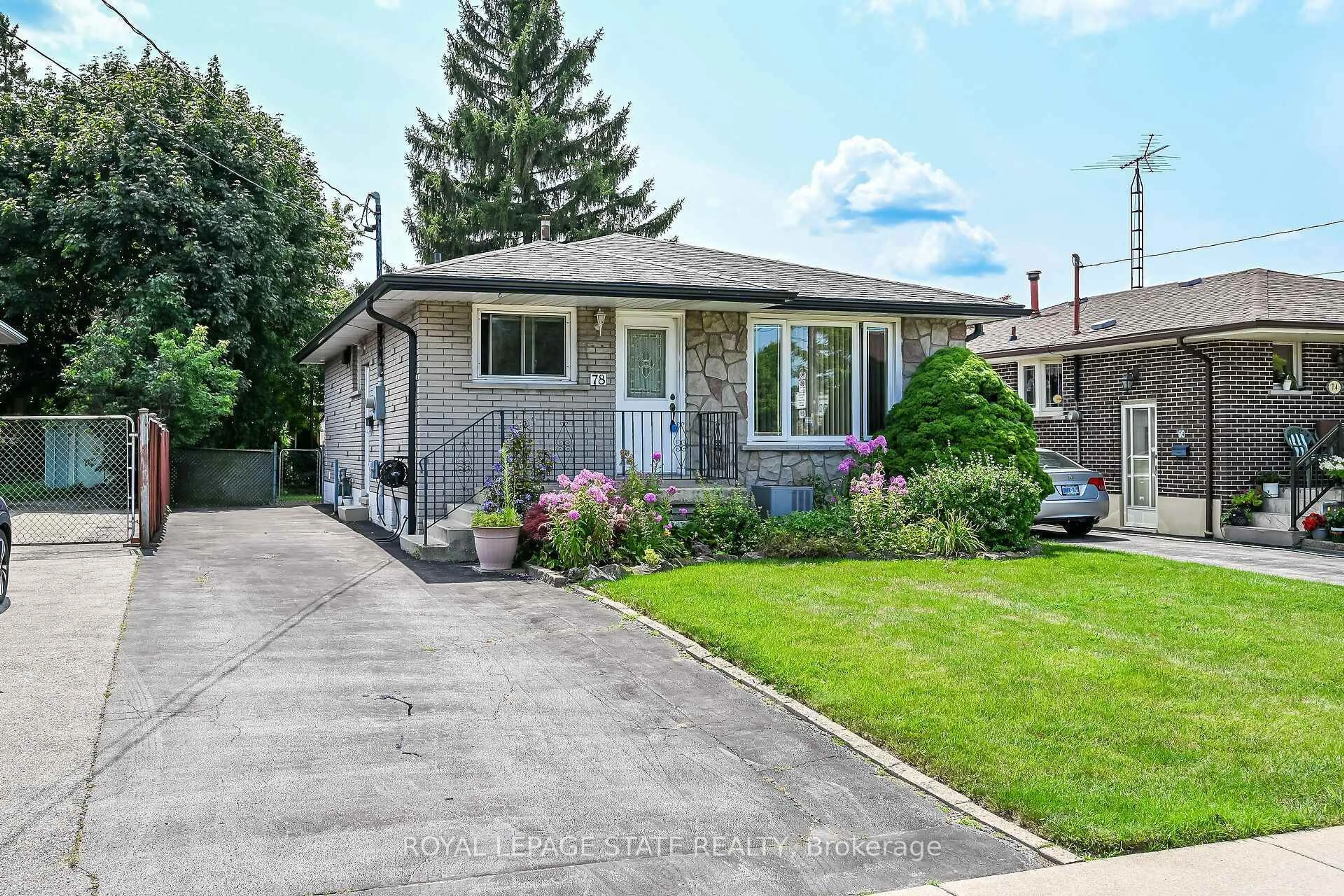 Unknown for 78 Hester St, Hamilton Ontario L9A 2N5