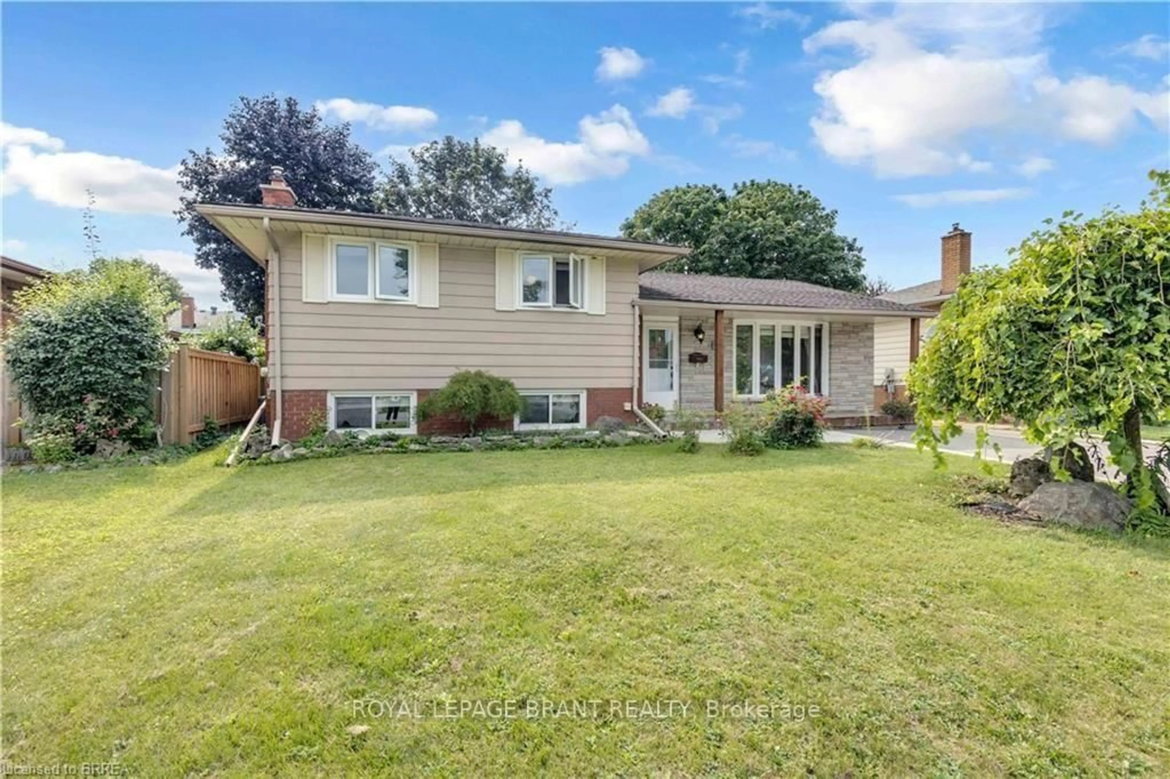 Unknown for 92 Brier Park Rd, Brantford Ontario N3R 5T4