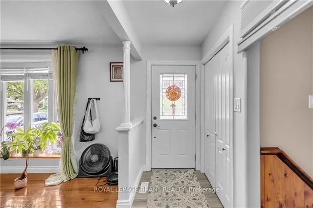 92 Brier Park Rd, Brantford 5