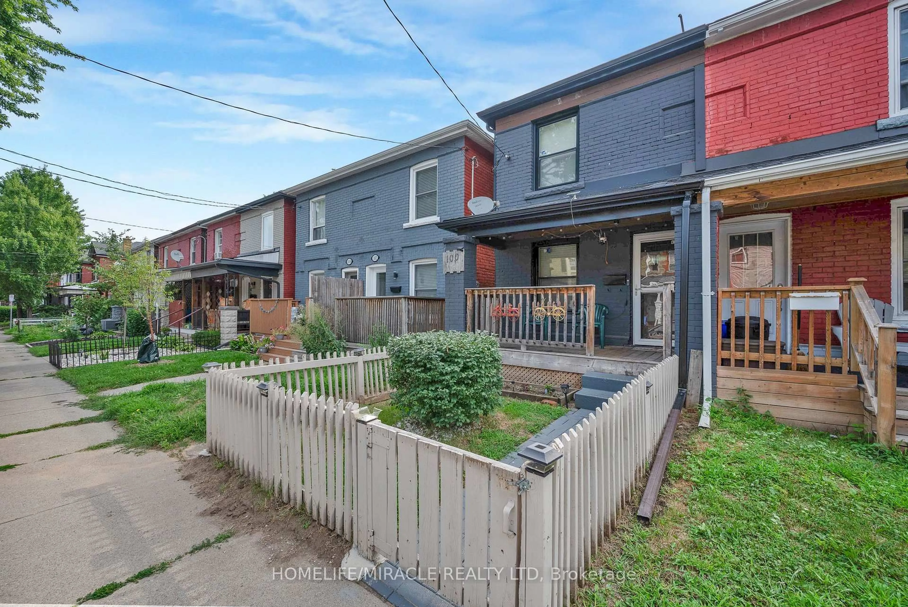 Unknown for 100 Gibson Ave, Hamilton Ontario L8L 6J8