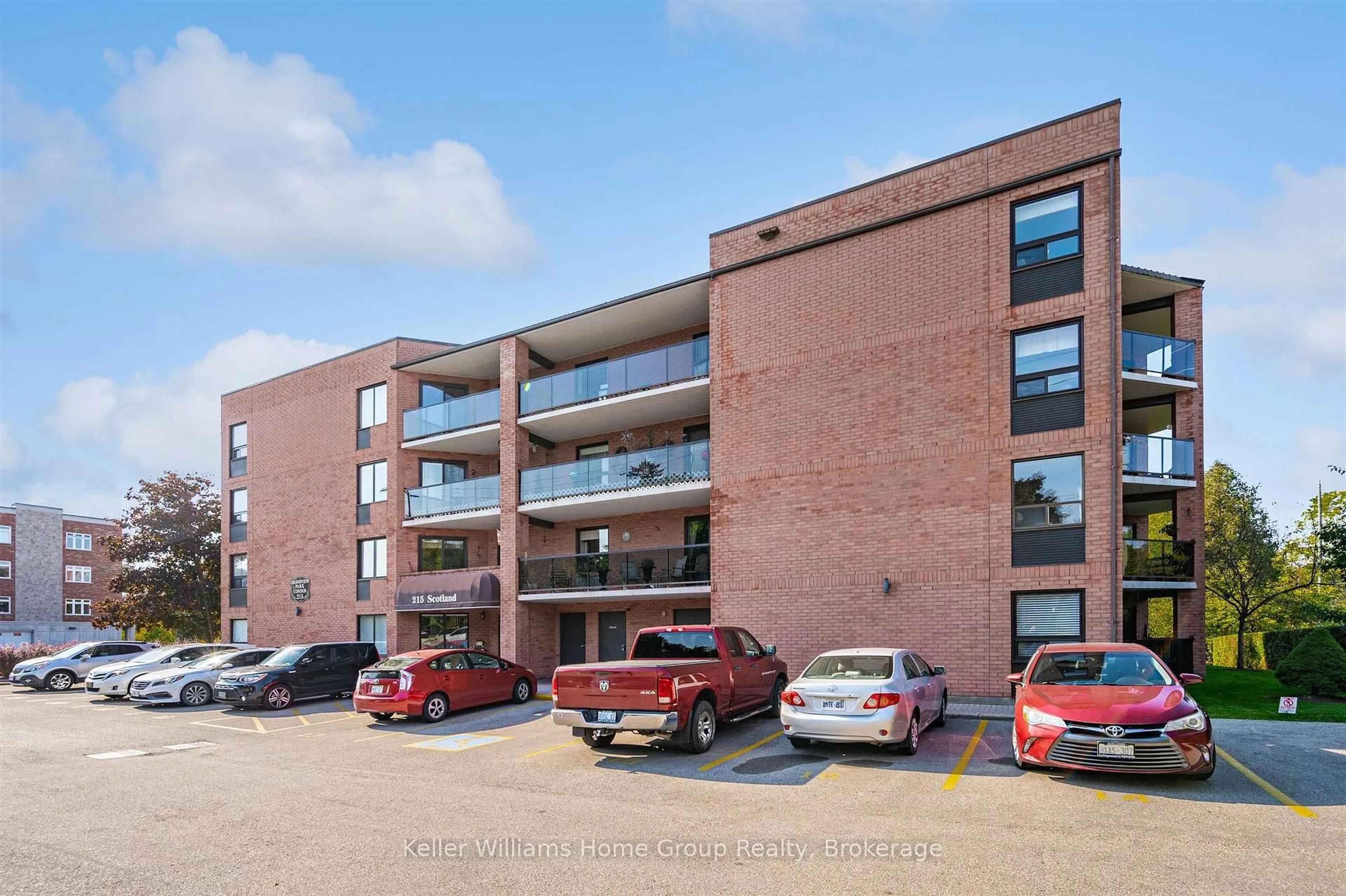 Unknown for 215 Scotland St #405, Centre Wellington Ontario N1M 3T3