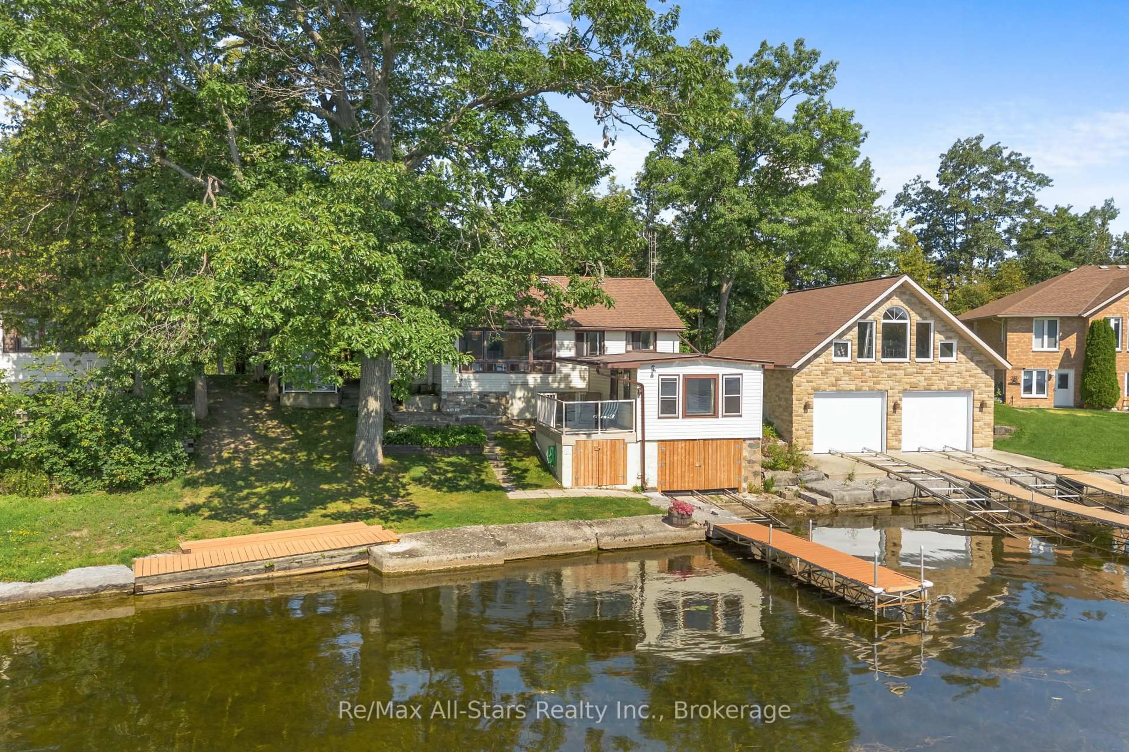 A pic from outside/outdoor area/front of a property/back of a property/a pic from drone, water/lake/river/ocean view for 75 Fells Point Rd, Kawartha Lakes Ontario K0M 1N0