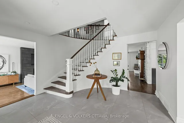 5765 Kelly Marie Dr, Manotick 4
