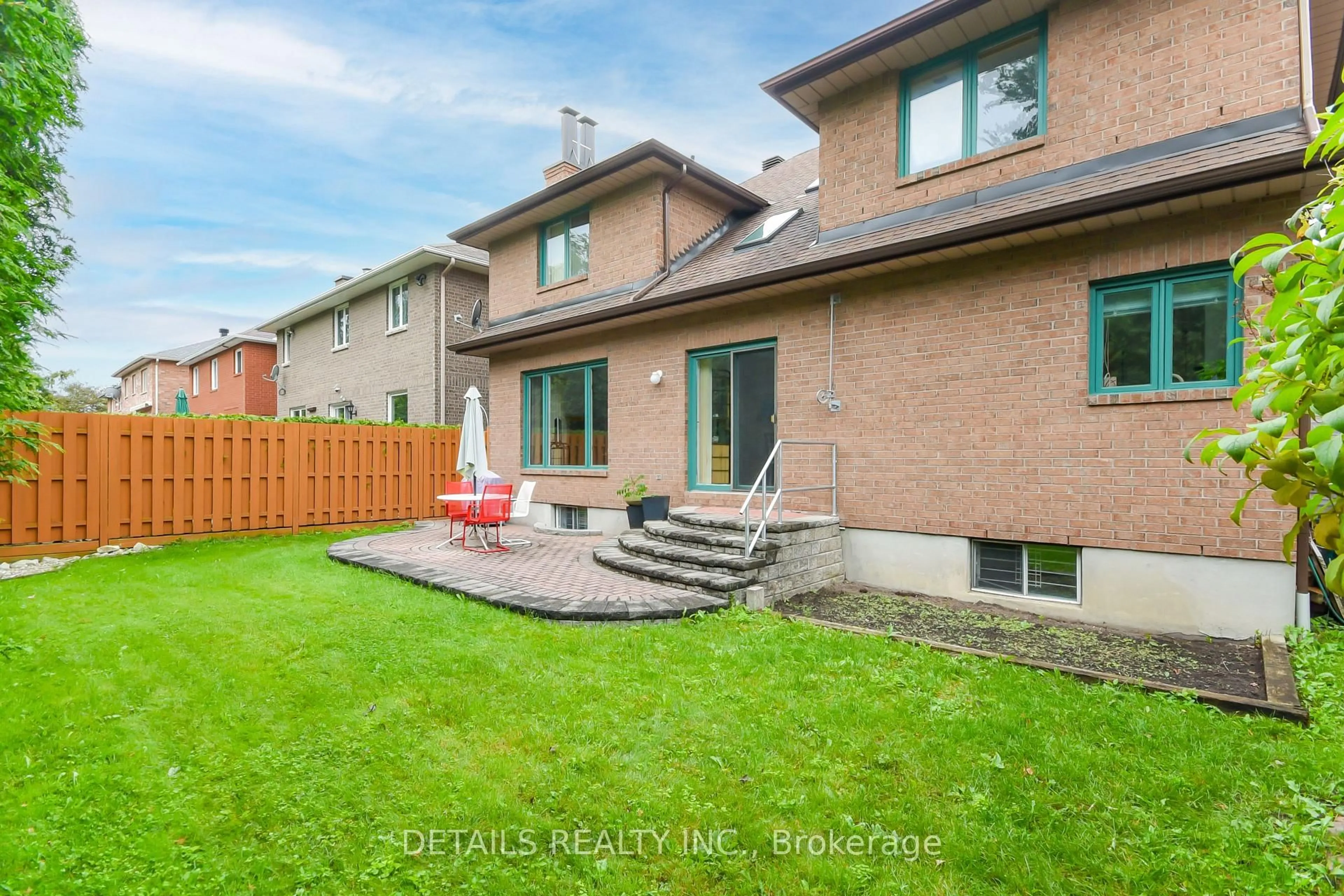 Unknown for 9 Wellsmere Crt, Ottawa Ontario K2E 8C2