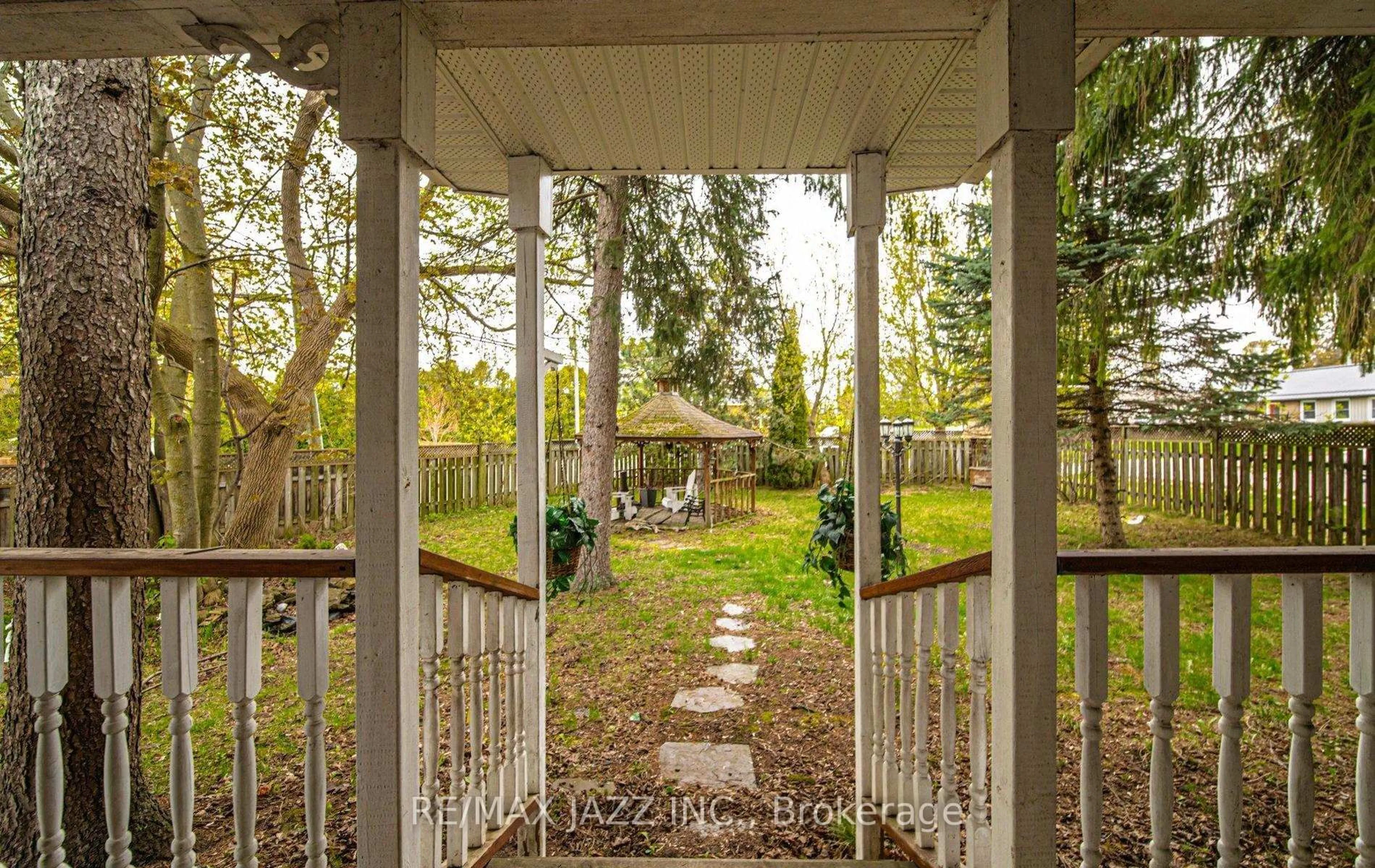 Patio, forest/trees view for 112 Hope St, Port Hope Ontario L1A 2N9