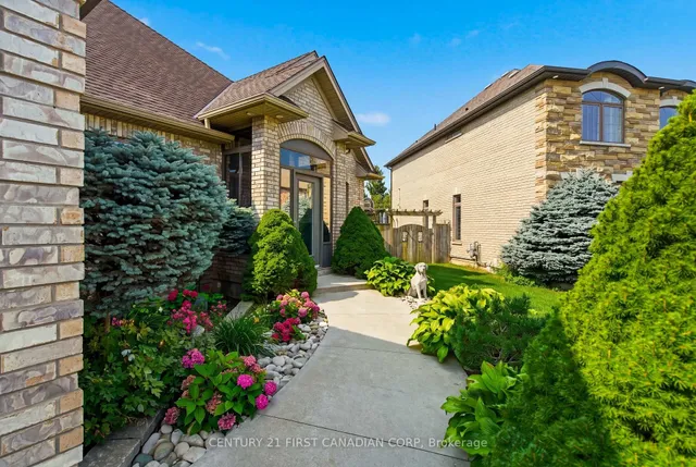 2285 Lilac Ave, London South 4