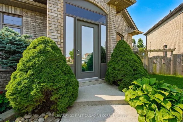 2285 Lilac Ave, London South 5
