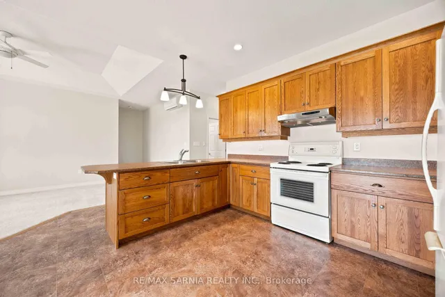 5969 TOWNSEND Line #18, Lambton Shores 4