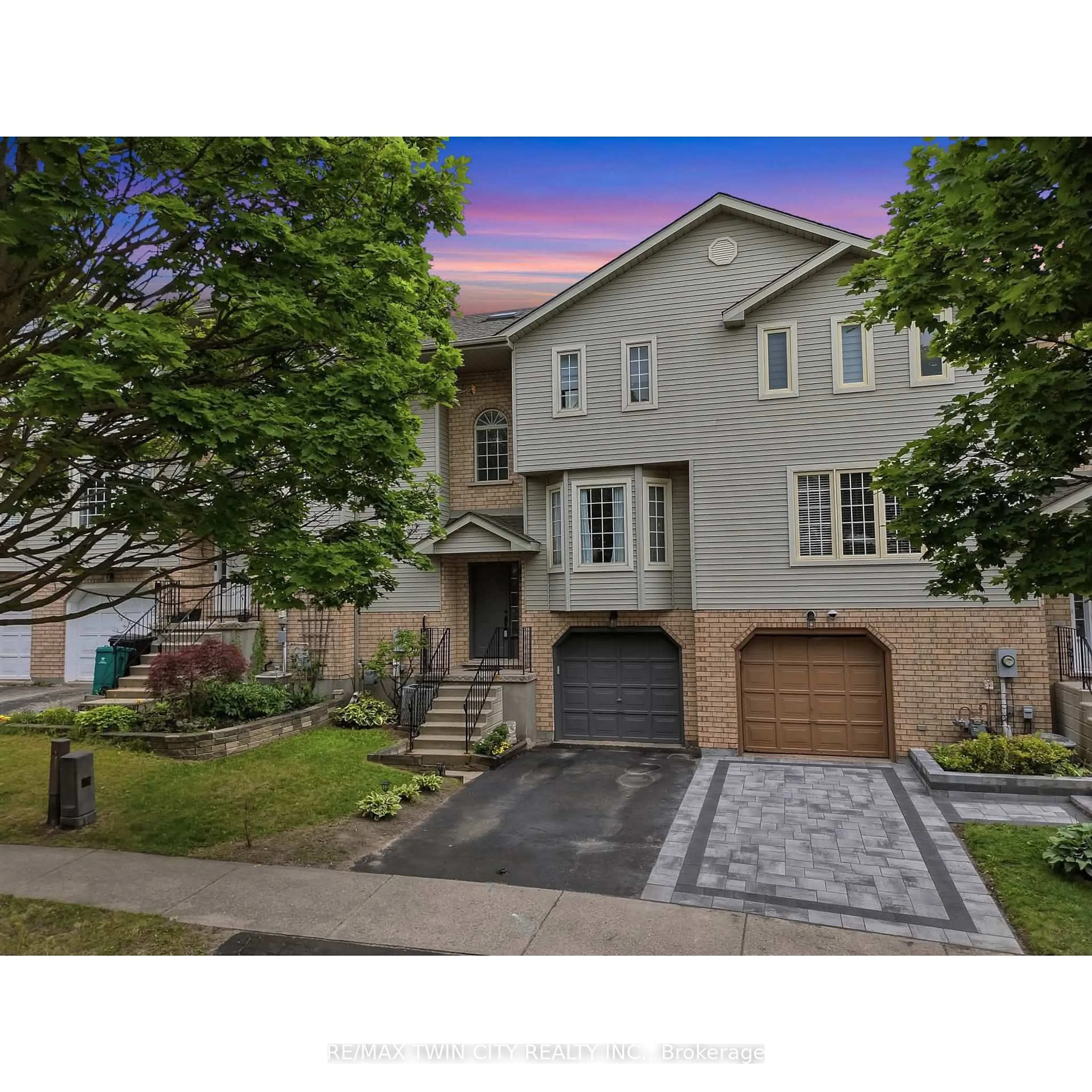 A pic from outside/outdoor area/front of a property/back of a property/a pic from drone, street for 692 Grange Cres, Waterloo Ontario N2T 2L8