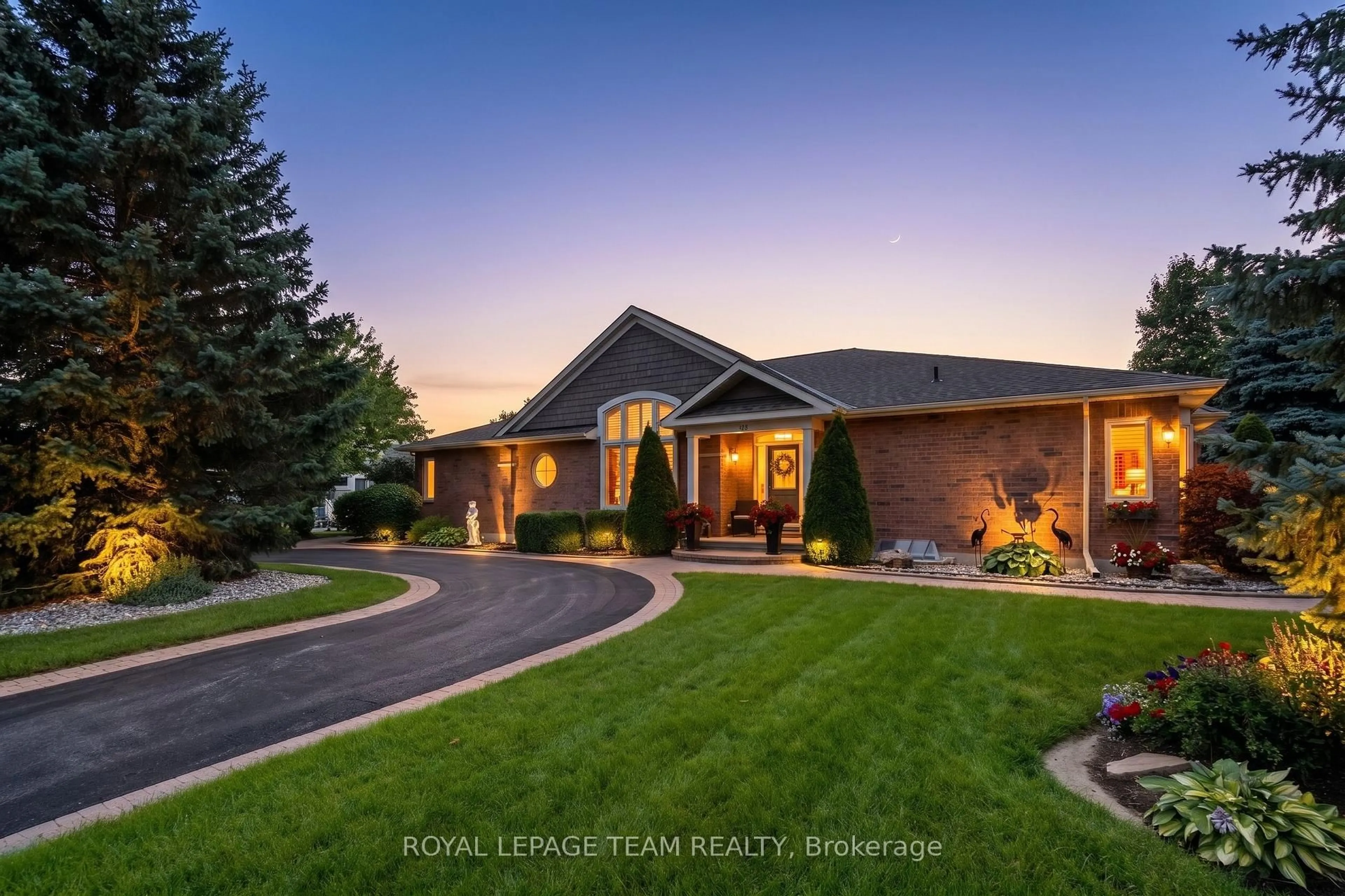 Home with brick exterior material, unknown for 791 Hot Springs Way, Ottawa Ontario K1V 1S5