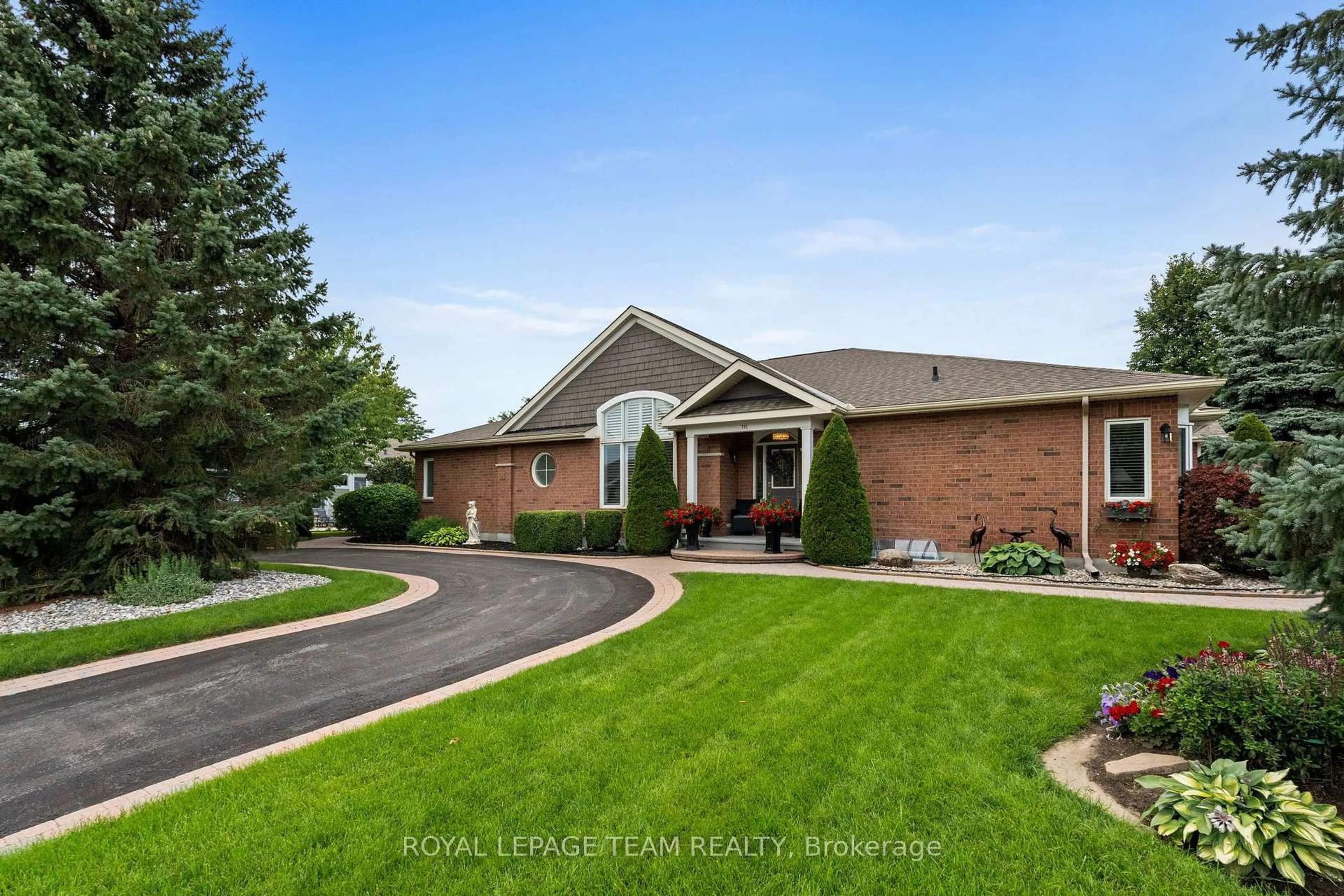 Home with brick exterior material, unknown for 791 Hot Springs Way, Ottawa Ontario K1V 1S5