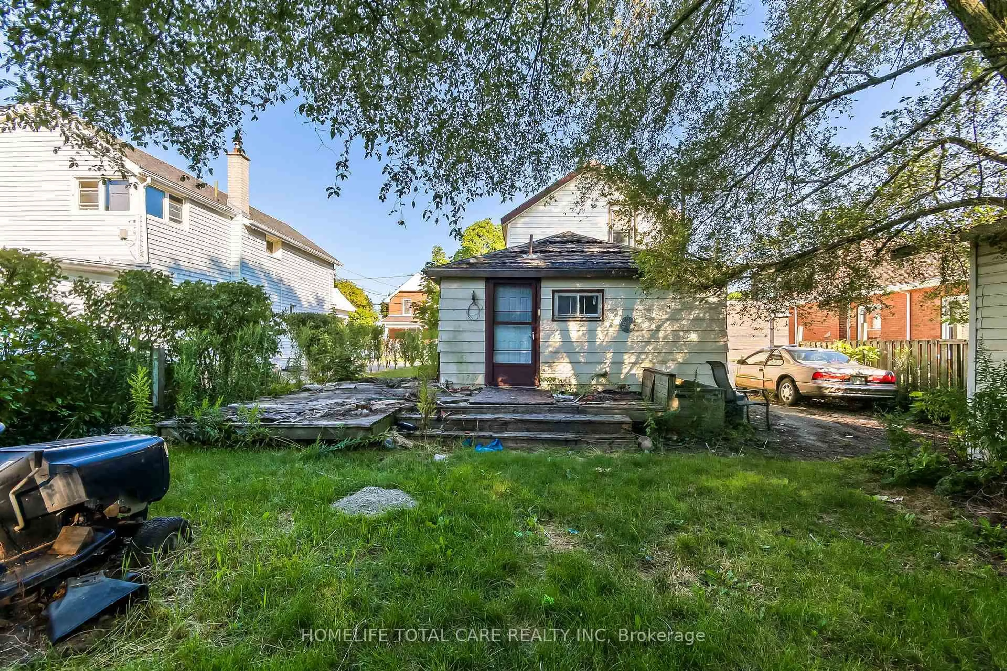 Unknown for 49 GRAND St, Brantford Ontario N3R 4B3
