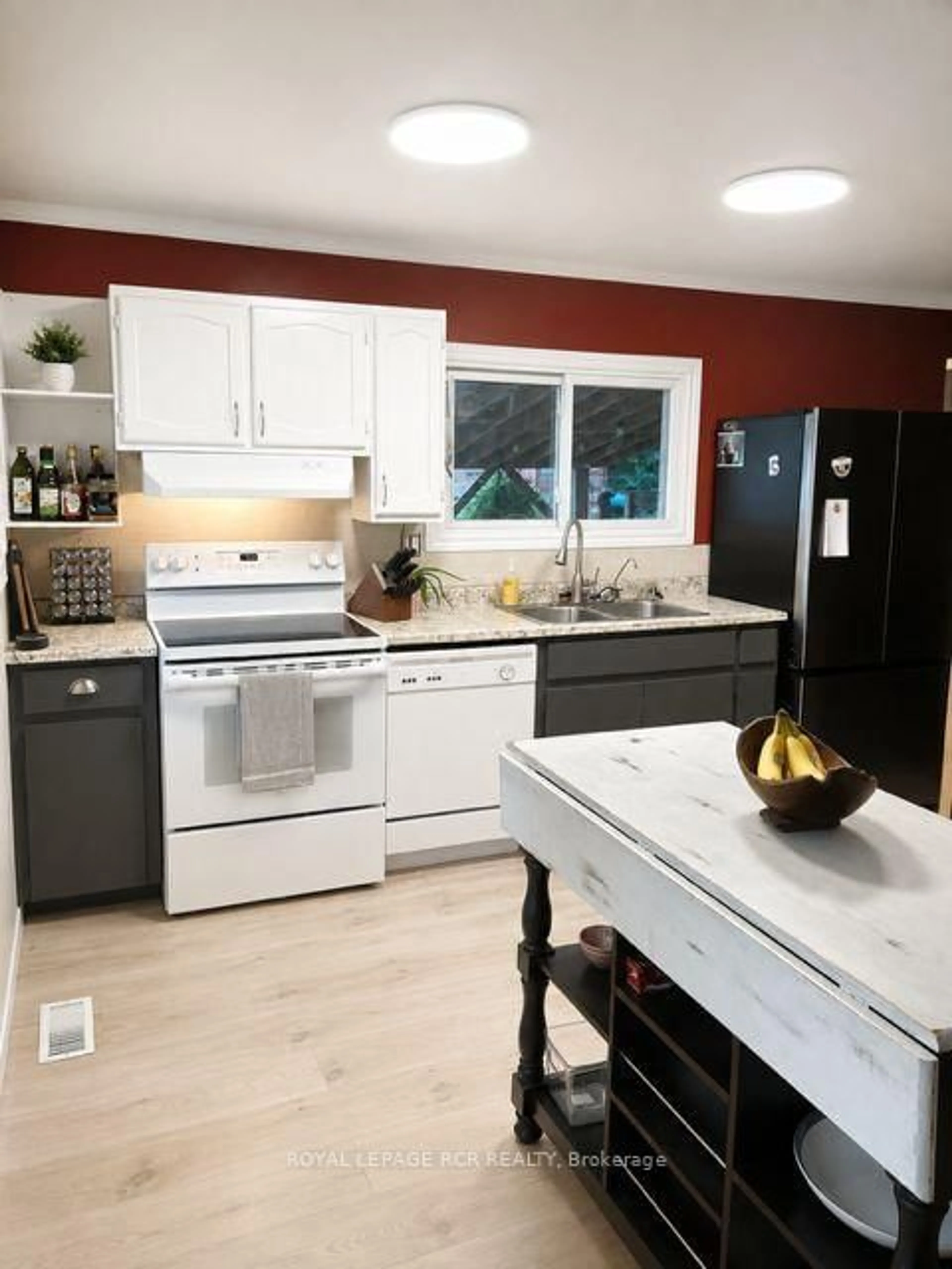 Open concept kitchen, ceramic/tile floor for 758016 2nd Line, Mulmur Ontario L9V 0G8