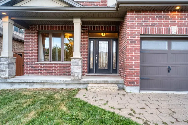 3429 Singleton Ave, London South 4