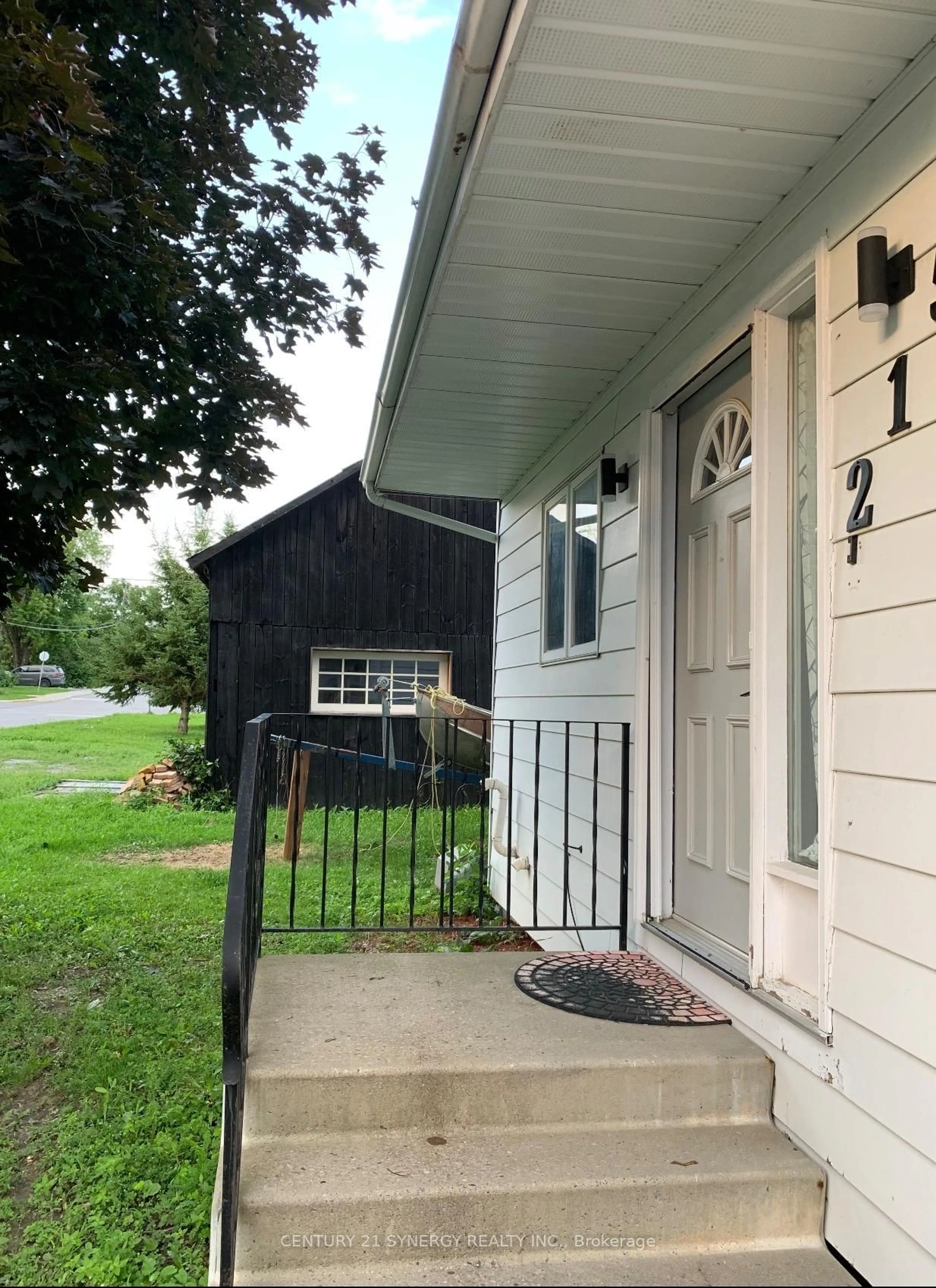 Unknown for 215 Victoria St, Almonte Ontario K0A 1A0