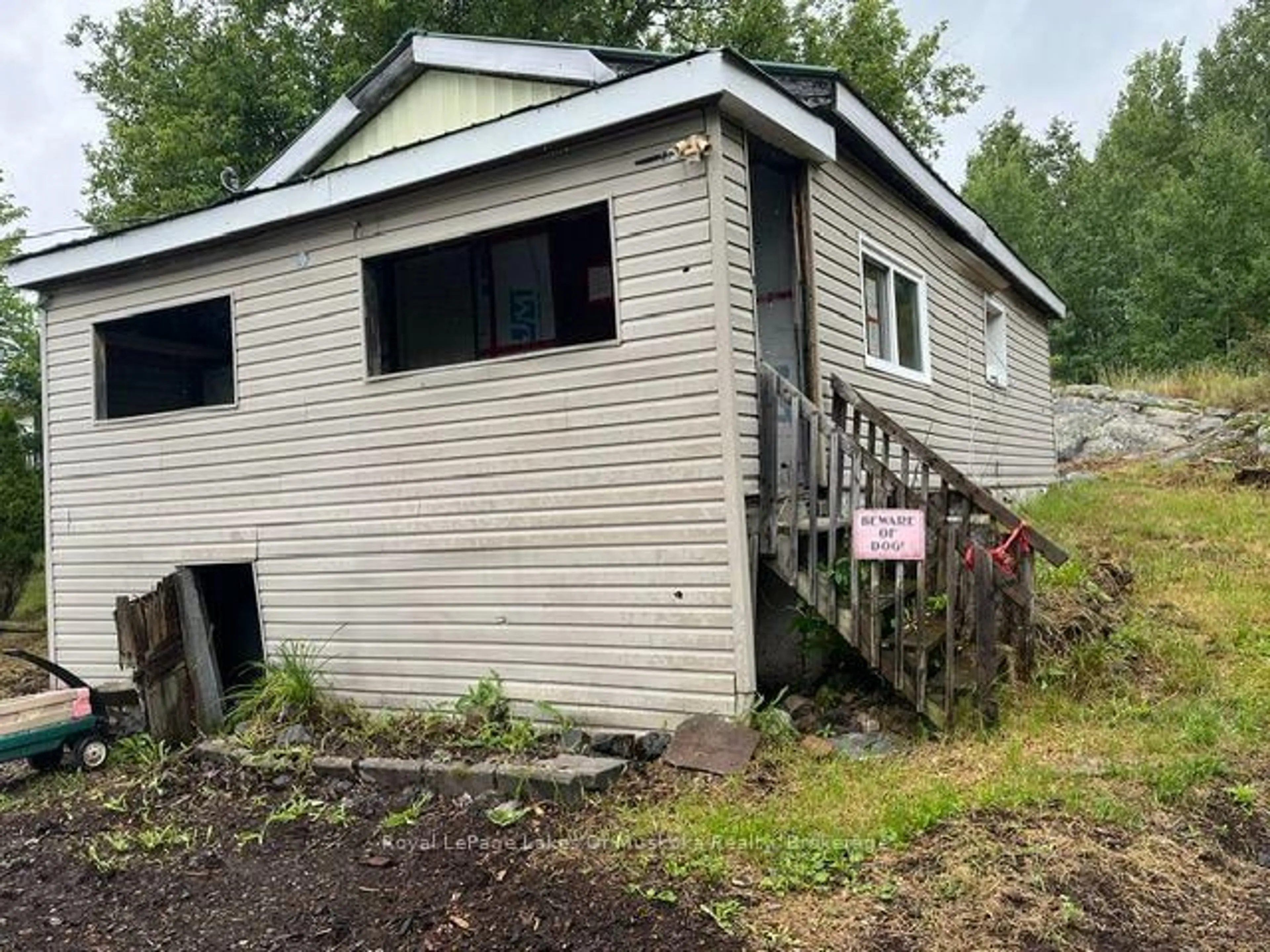 Shed for 39 94 Highway, East Ferris Ontario P0H 1K0