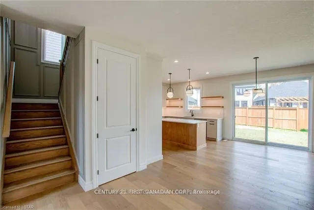 58 ASPEN Circ, Thames Centre 5