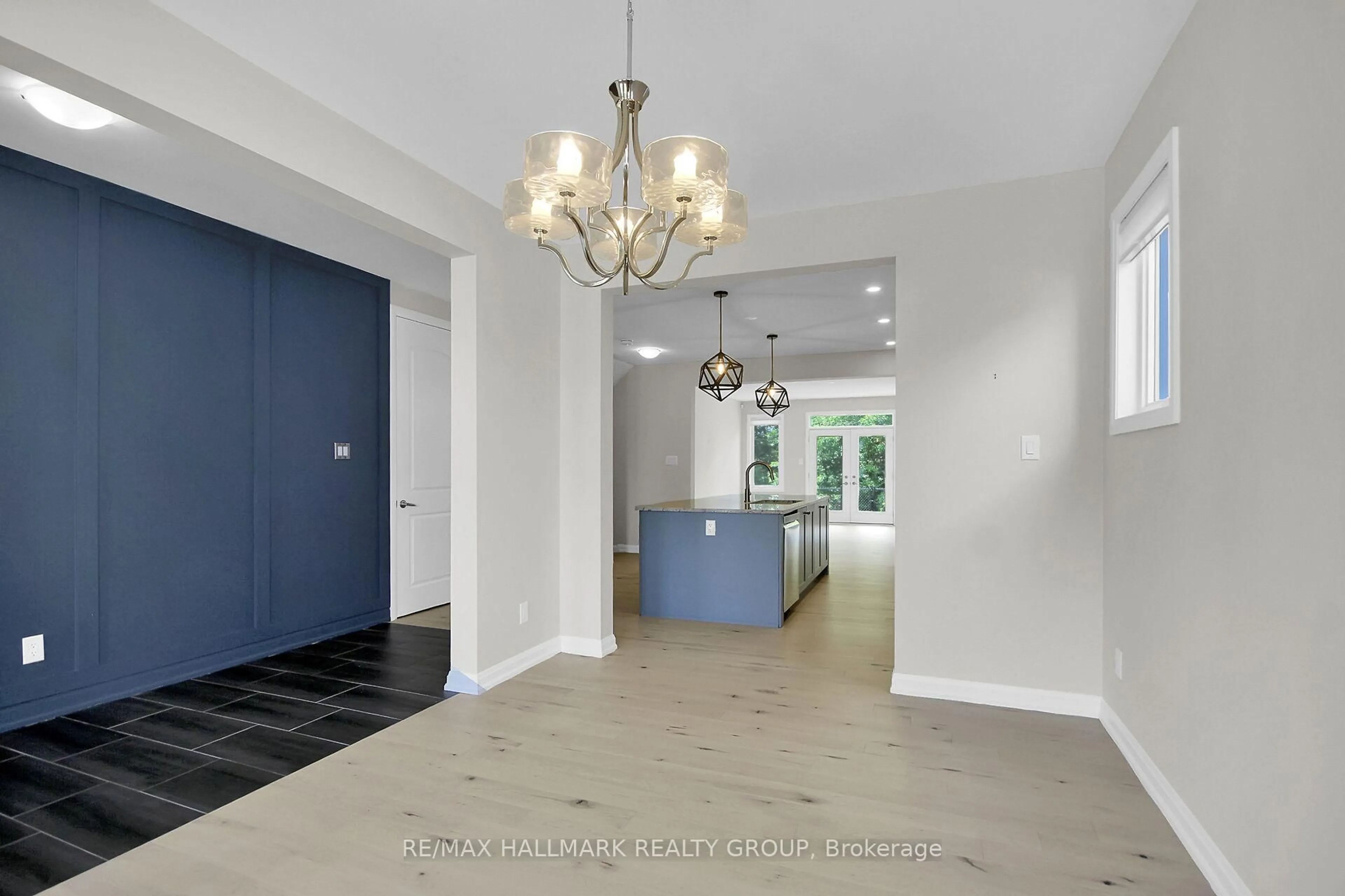 Indoor entryway for 238 Pursuit Terr, Richmond Ontario K0A 2Z0