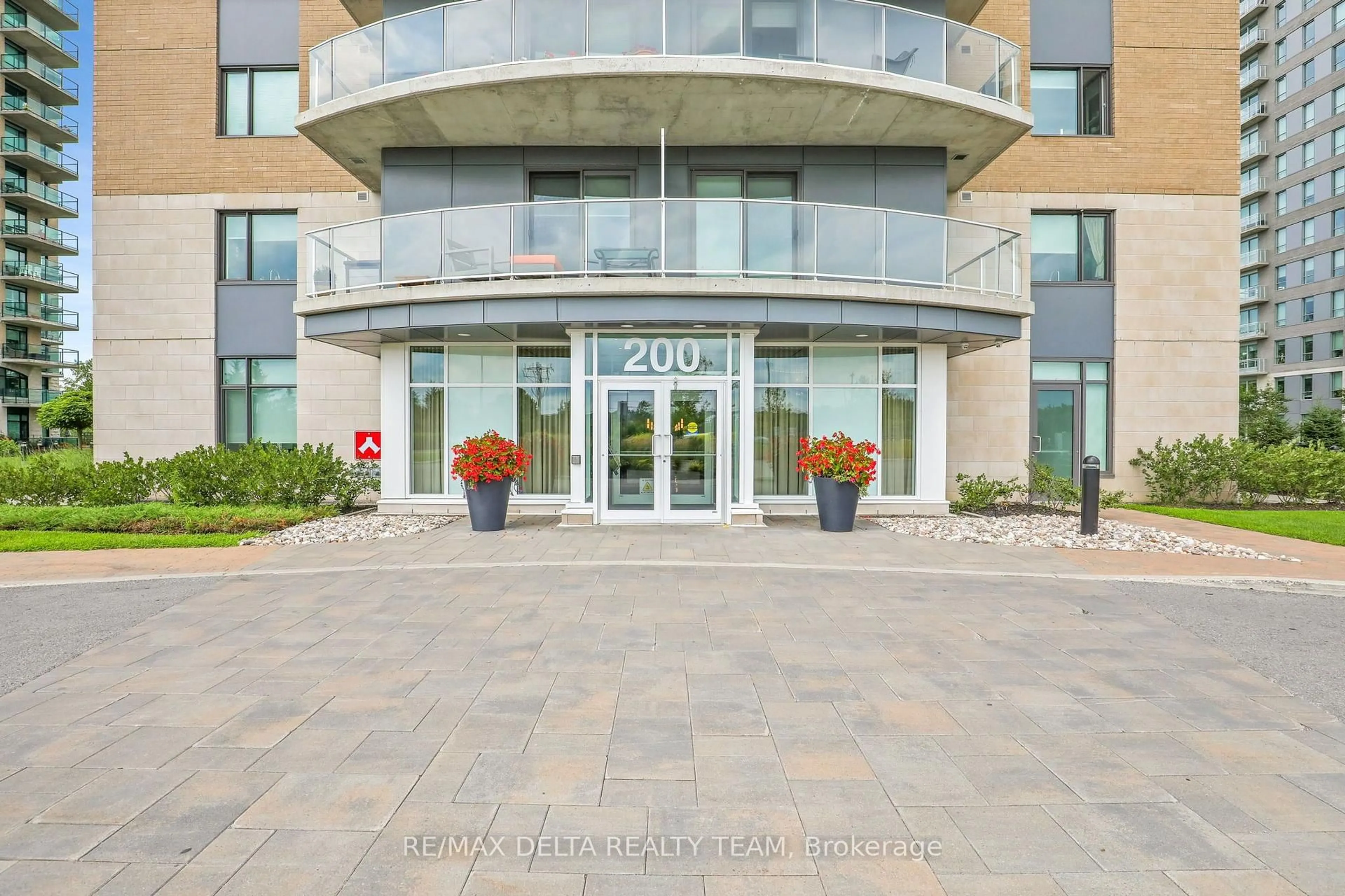 Indoor foyer for 200 Inlet Private #1401, Ottawa Ontario K4A 0S8