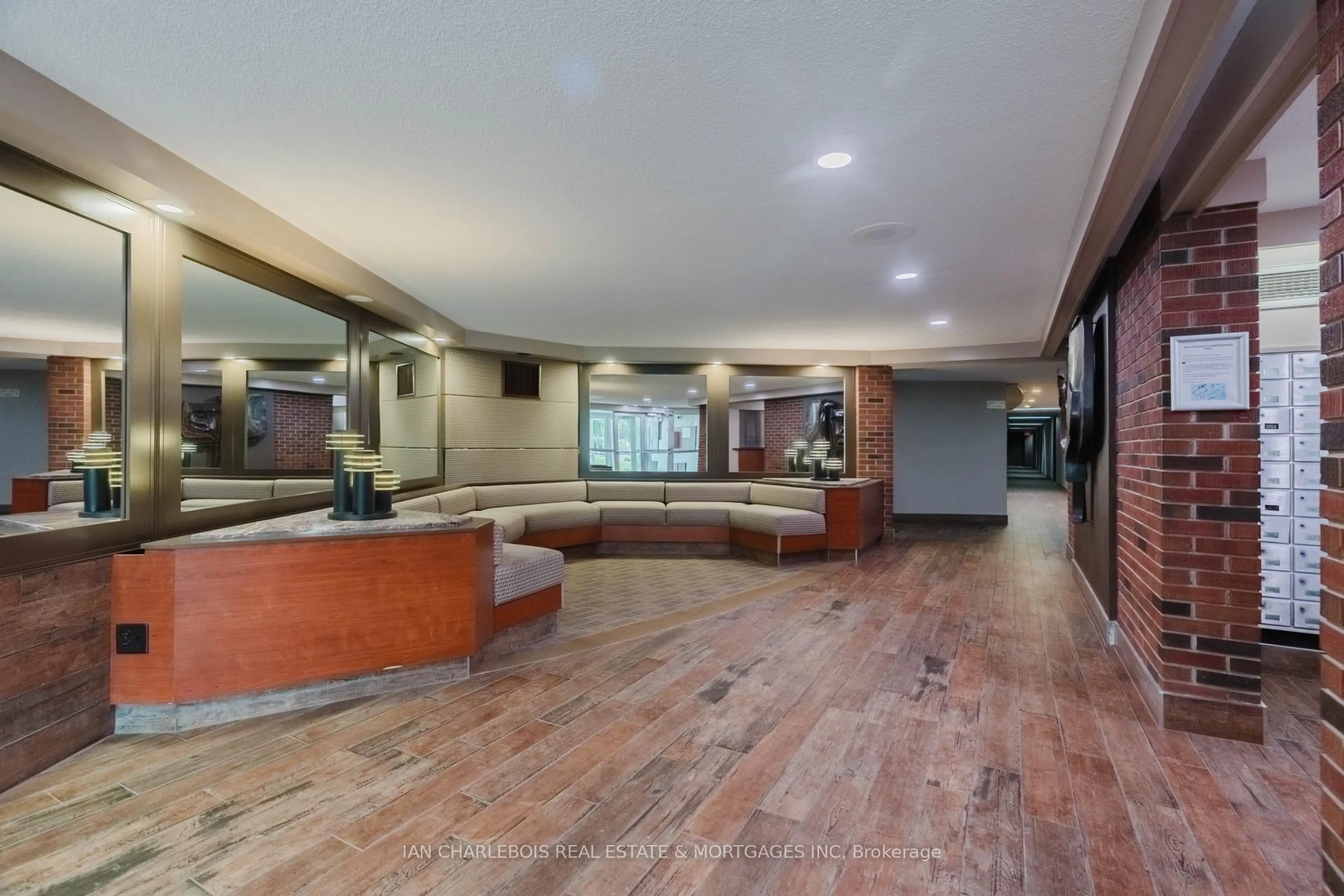 Lobby for 20 Chesterton Dr #908, Ottawa Ontario K2E 6Z7