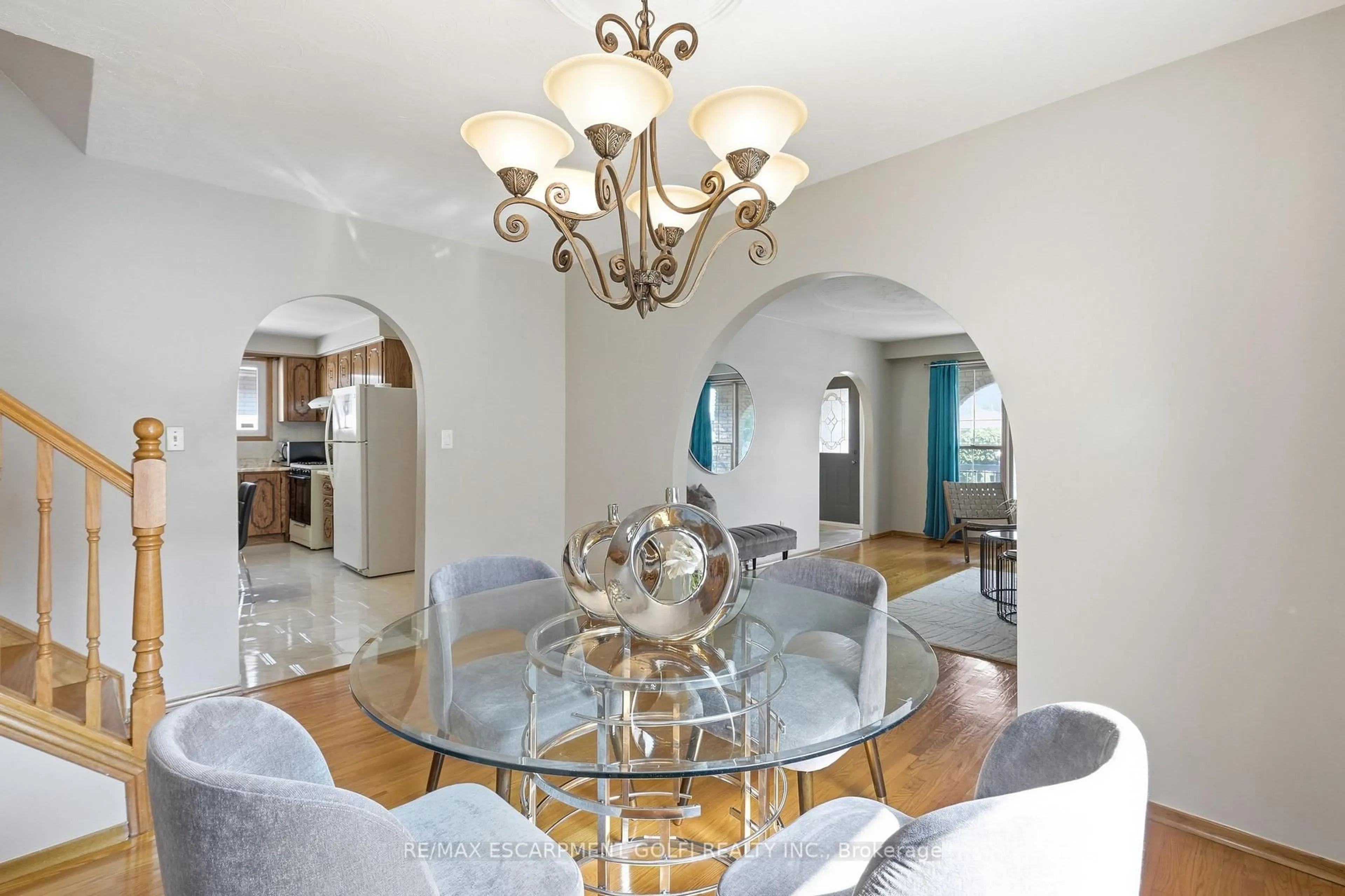 Dining room, unknown for 948 Stone Church Rd, Hamilton Ontario L8W 1B1