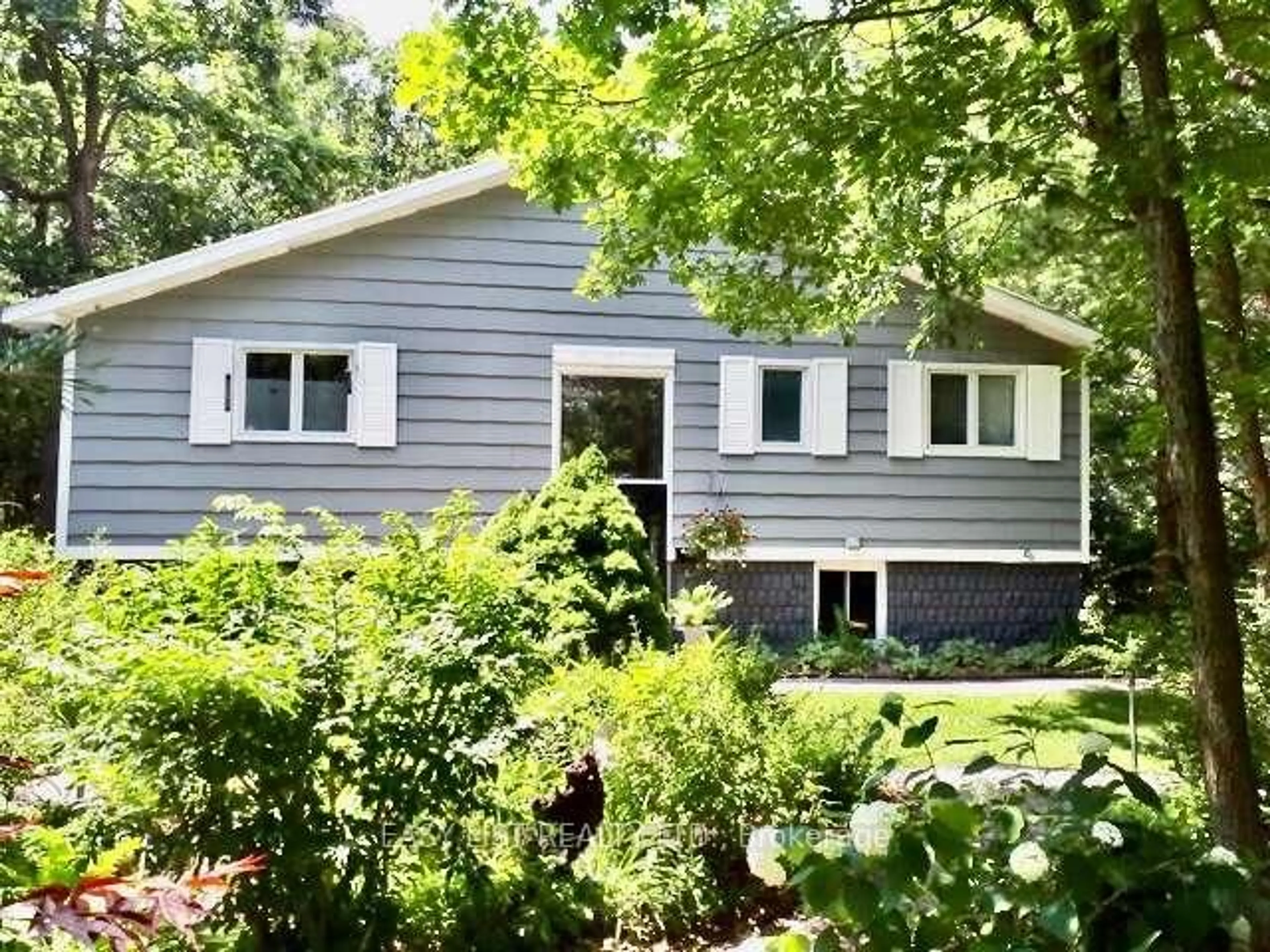 Home with vinyl exterior material, street for 10161 Andrea St, Lambton Shores Ontario N0M 2L0
